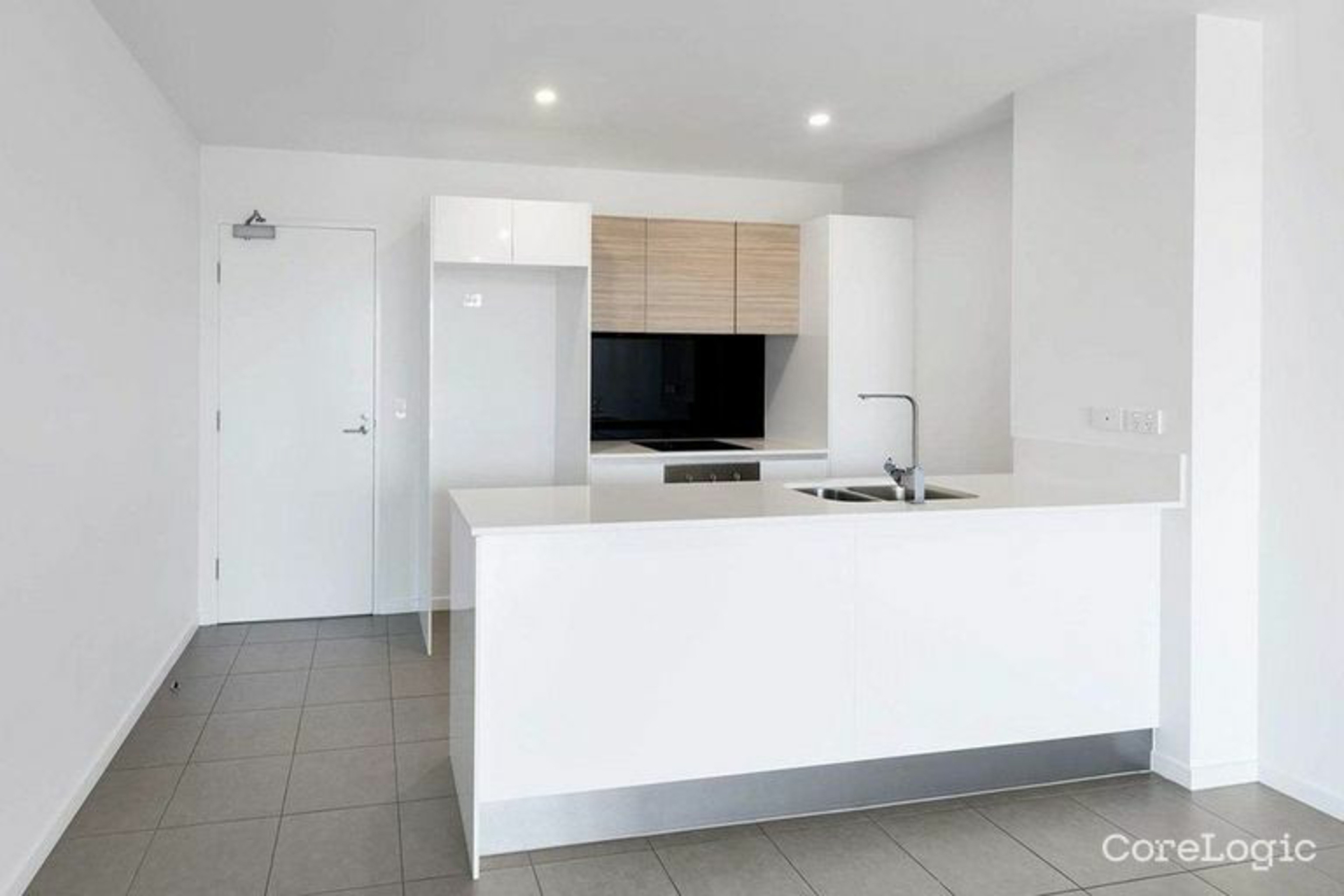 4311/1-7 Waterford Court Court, BUNDALL