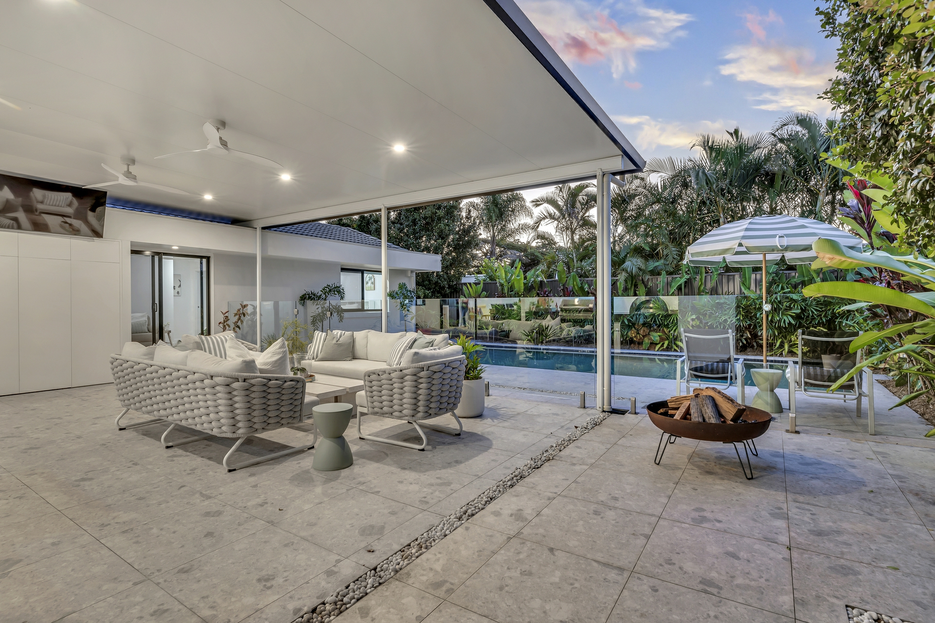 27 Lochinvar Court, ASHMORE
