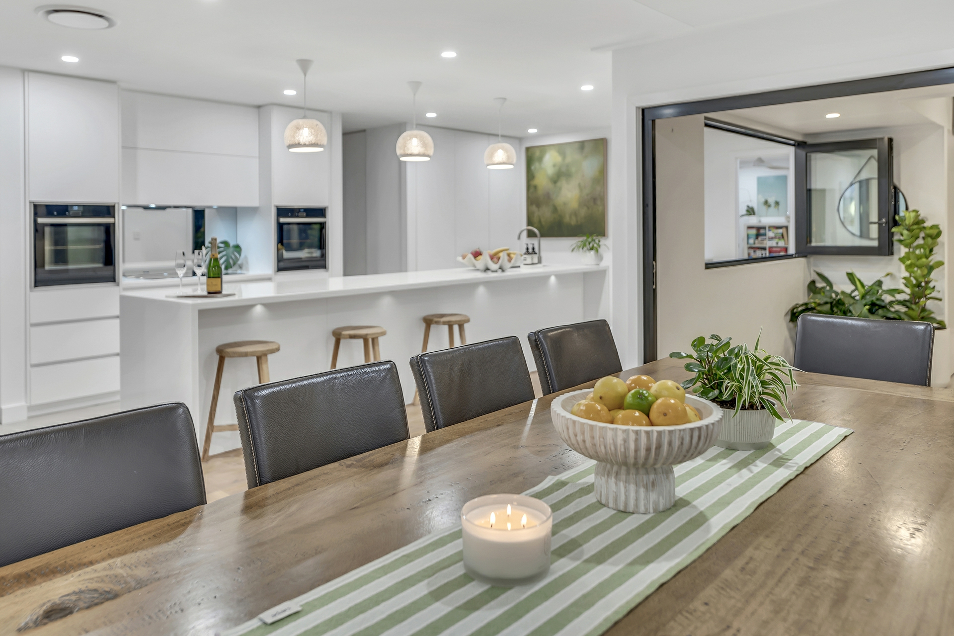 27 Lochinvar Court, ASHMORE