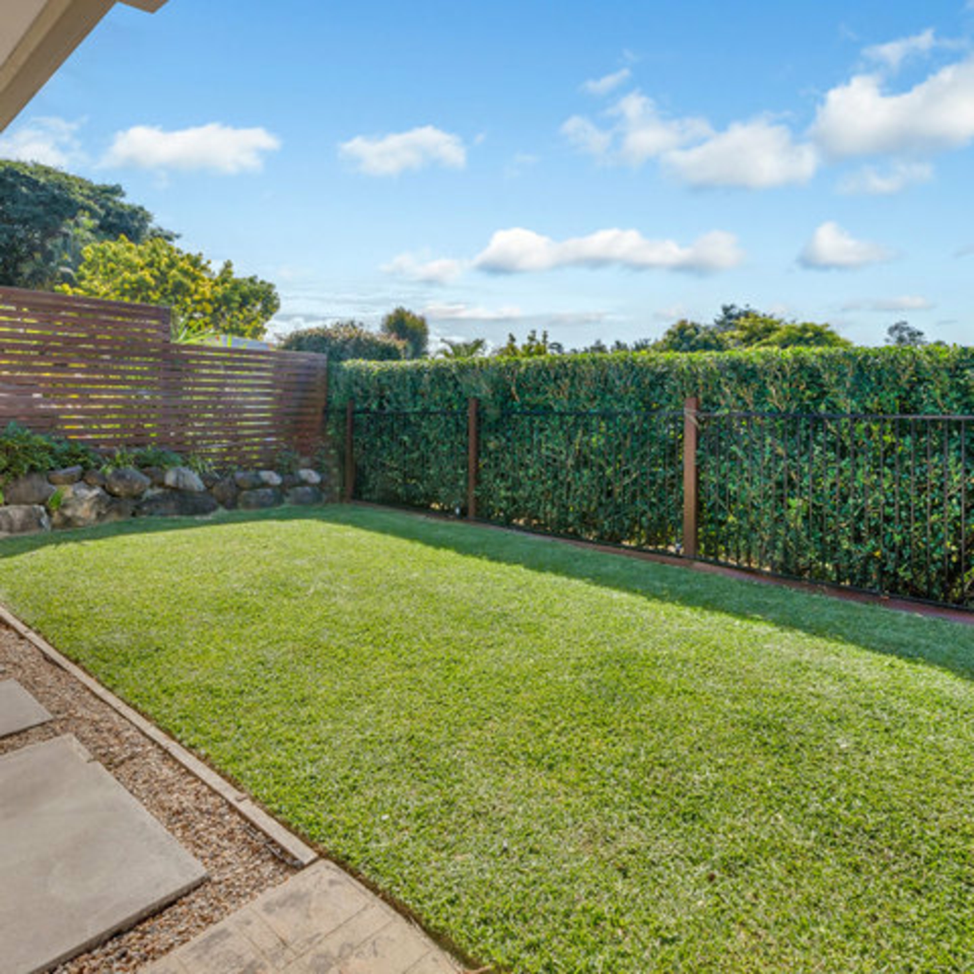 6 Fanning Court, PACIFIC PINES
