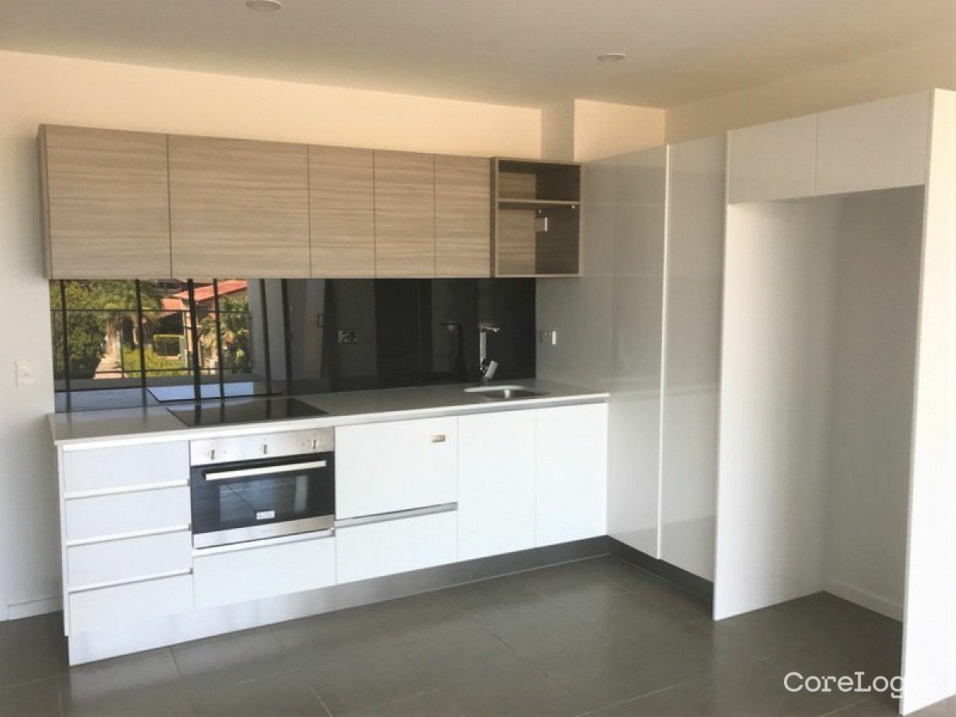 2219/1-7 Waterford Court, BUNDALL