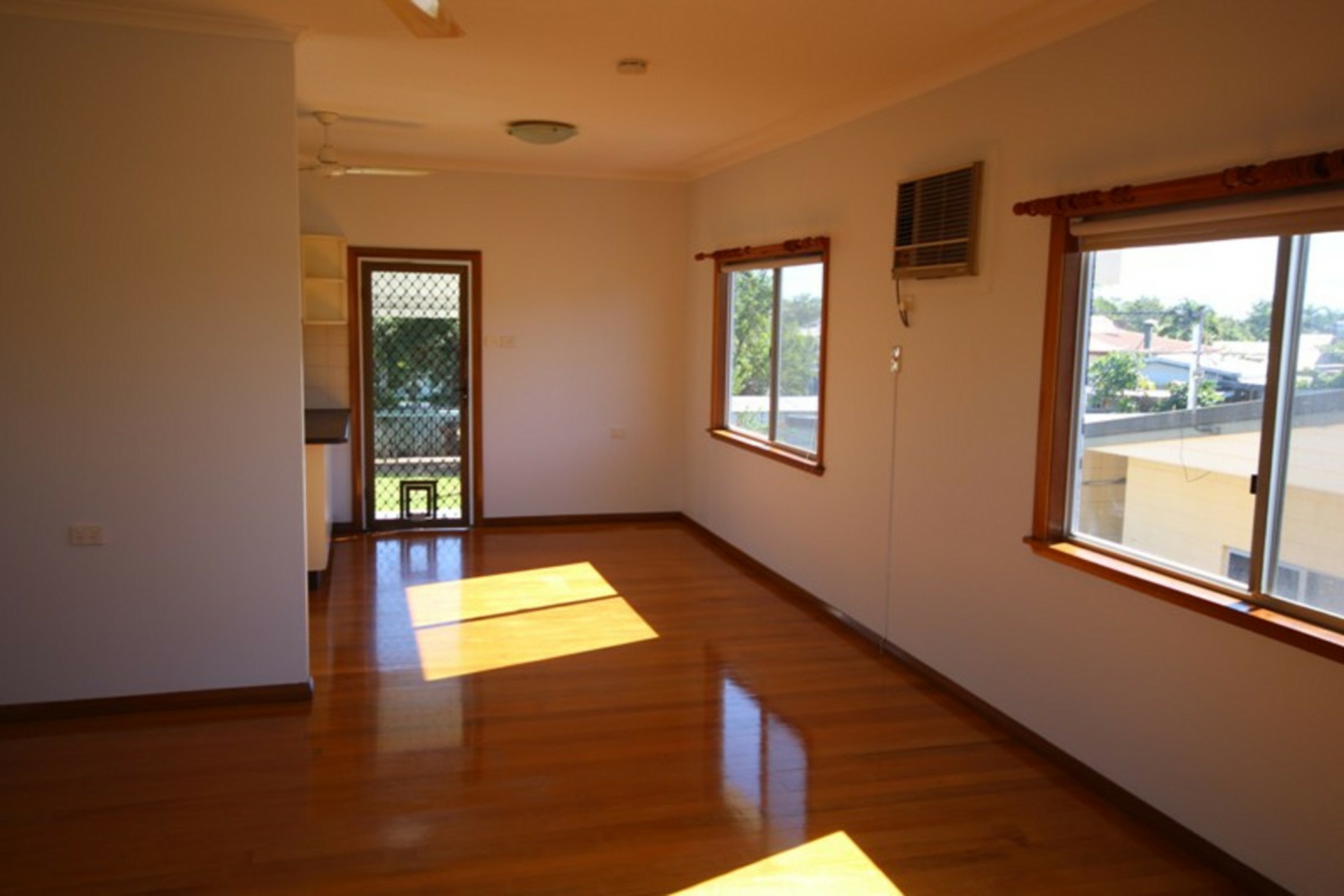 28 Hastings, MAREEBA