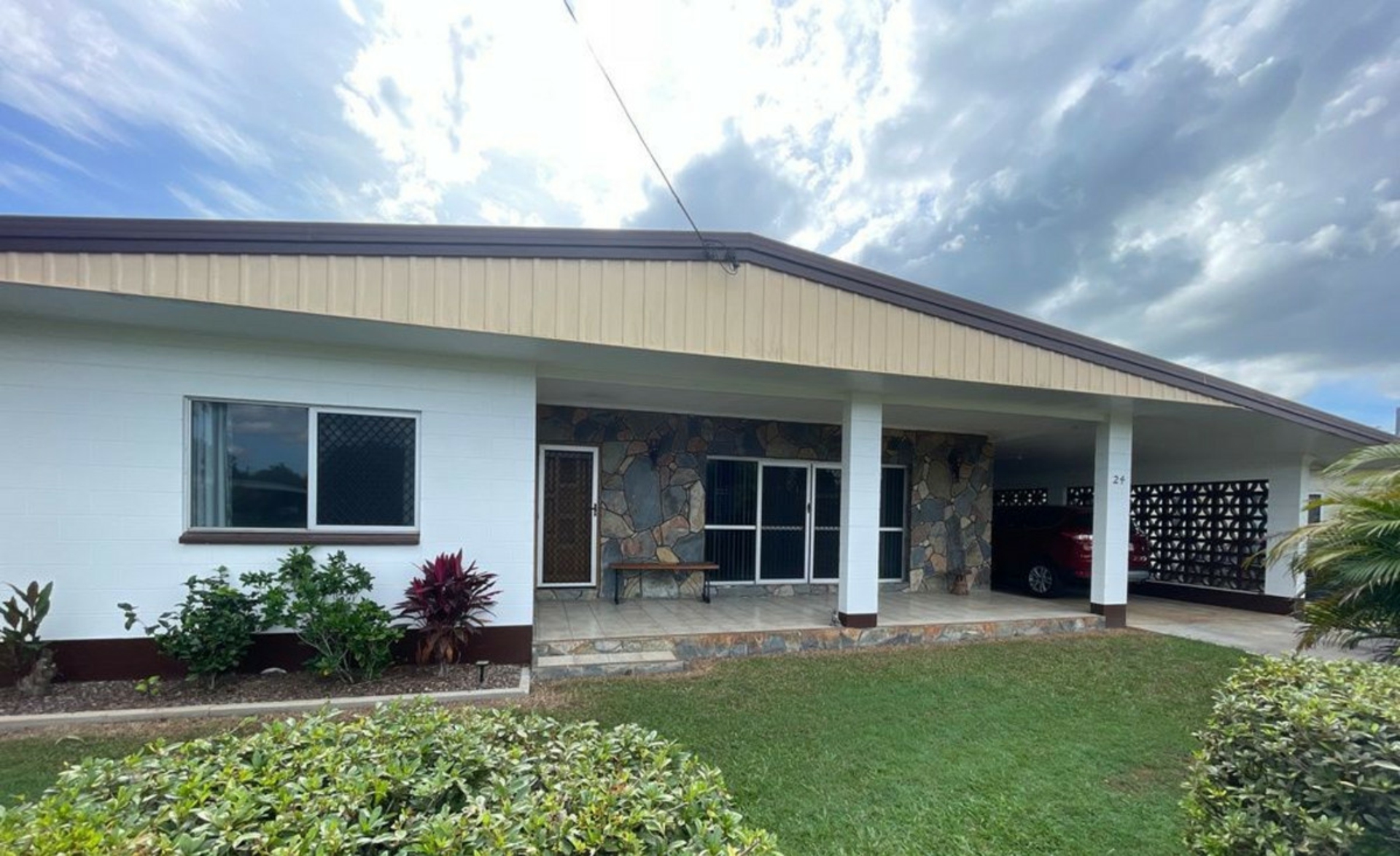 24 Vaughan Street, MAREEBA
