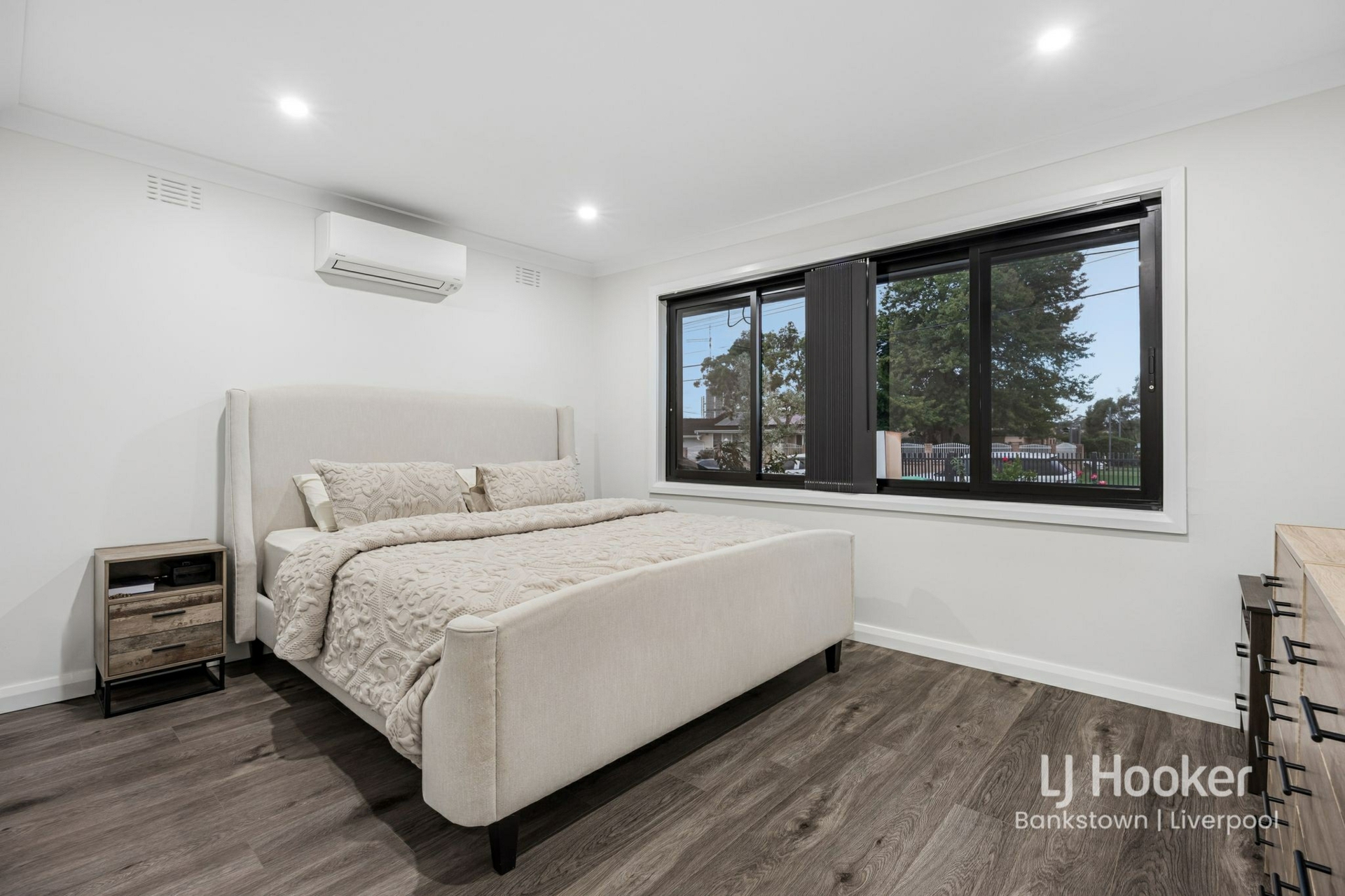9 Ives Avenue — photo 11 of 23