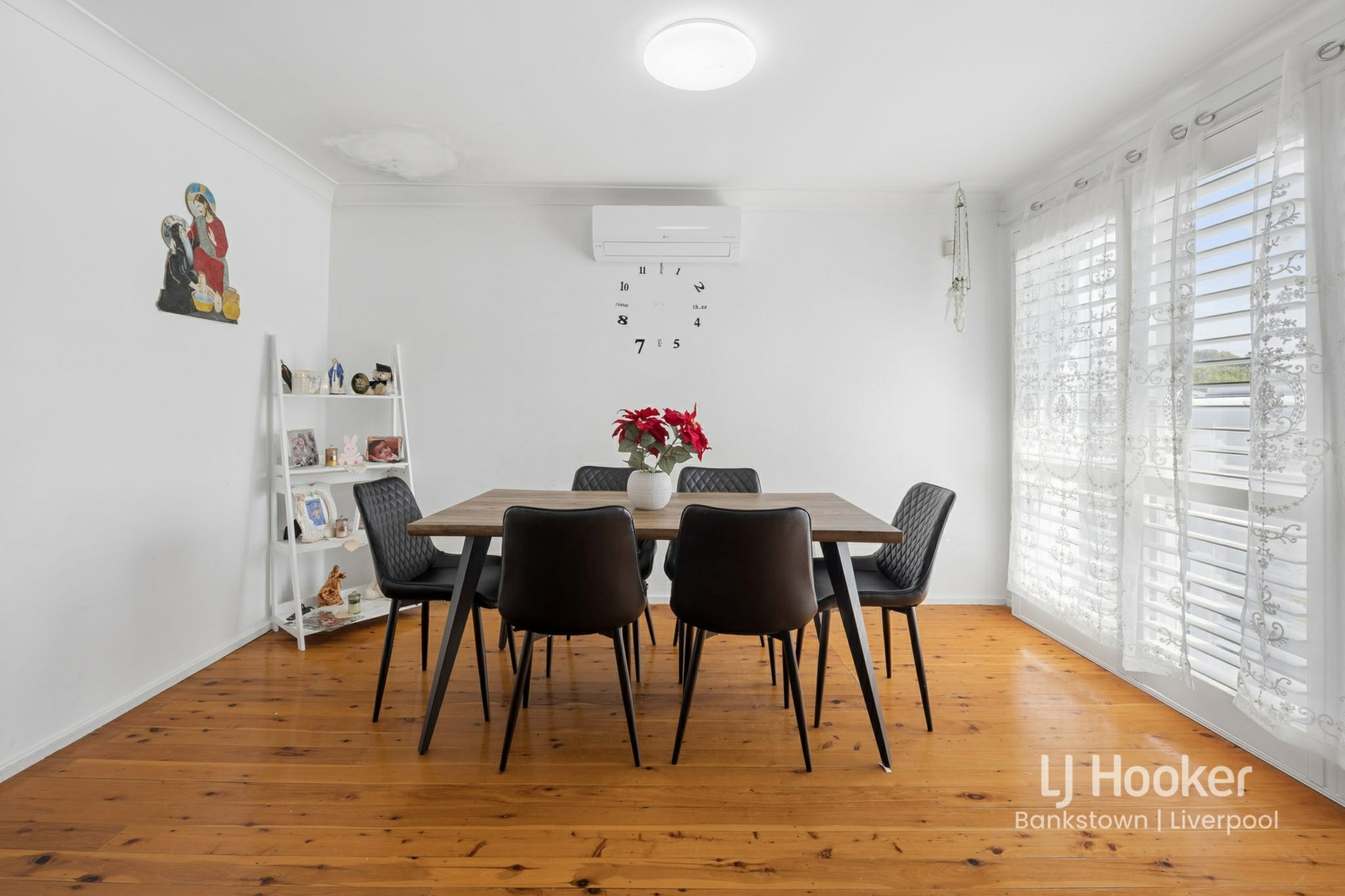 6 Goldfinch Street — photo 8 of 11