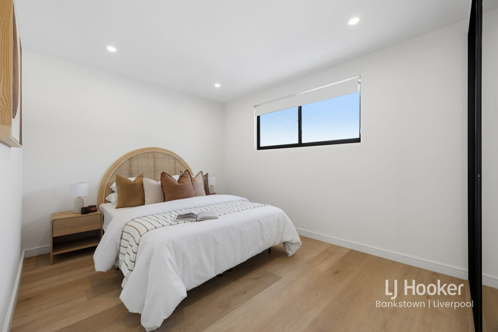 35B Longstaff Avenue — photo 12 of 16