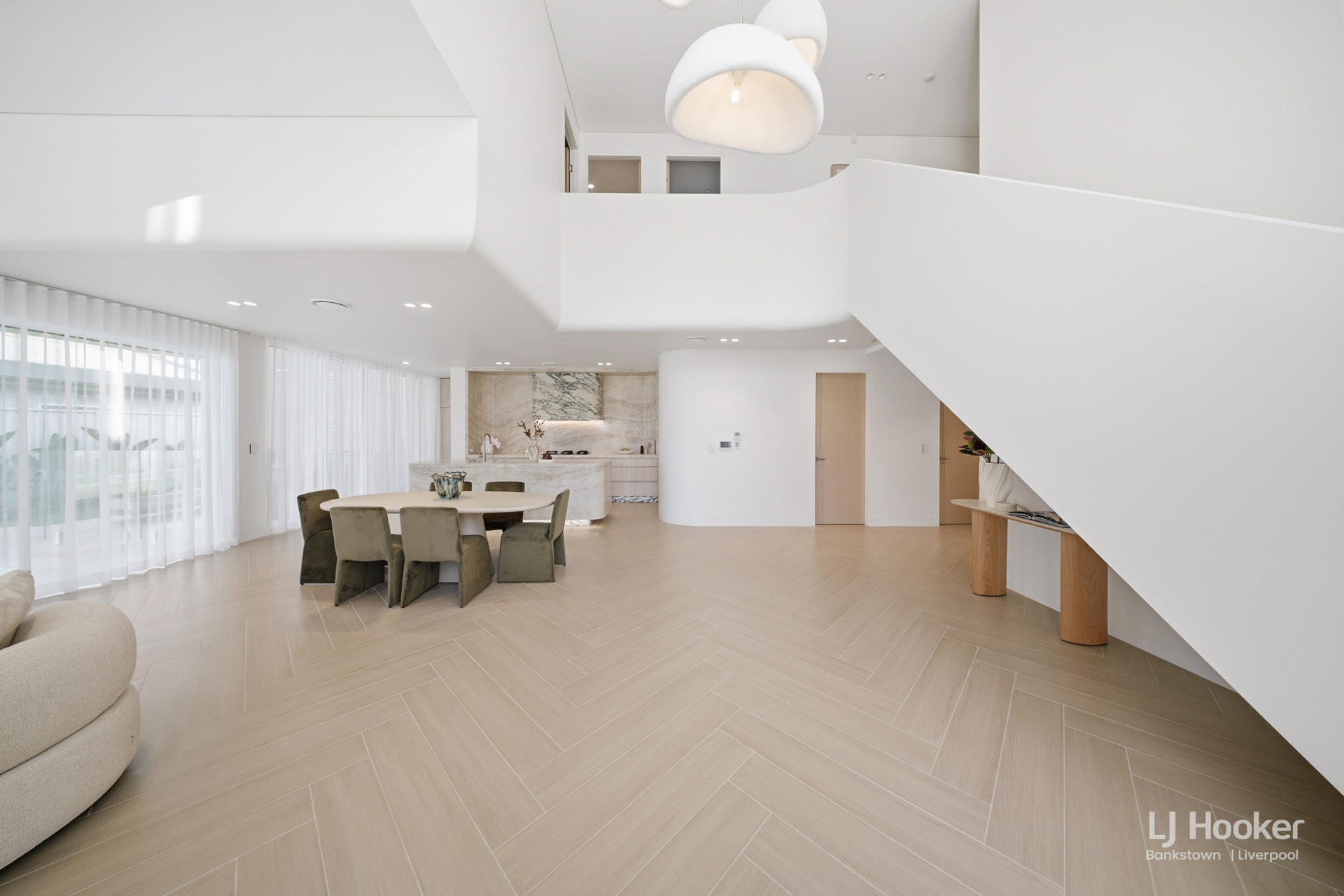 17 Bell Street — photo 3 of 30