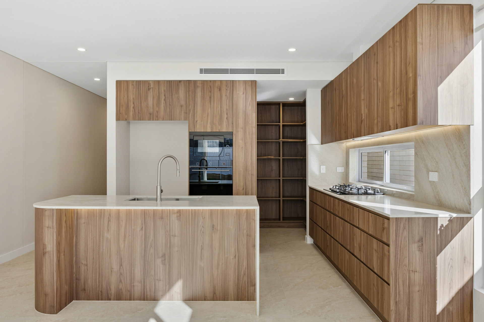 5B Jack O'Sullivan Road — photo 2 of 23