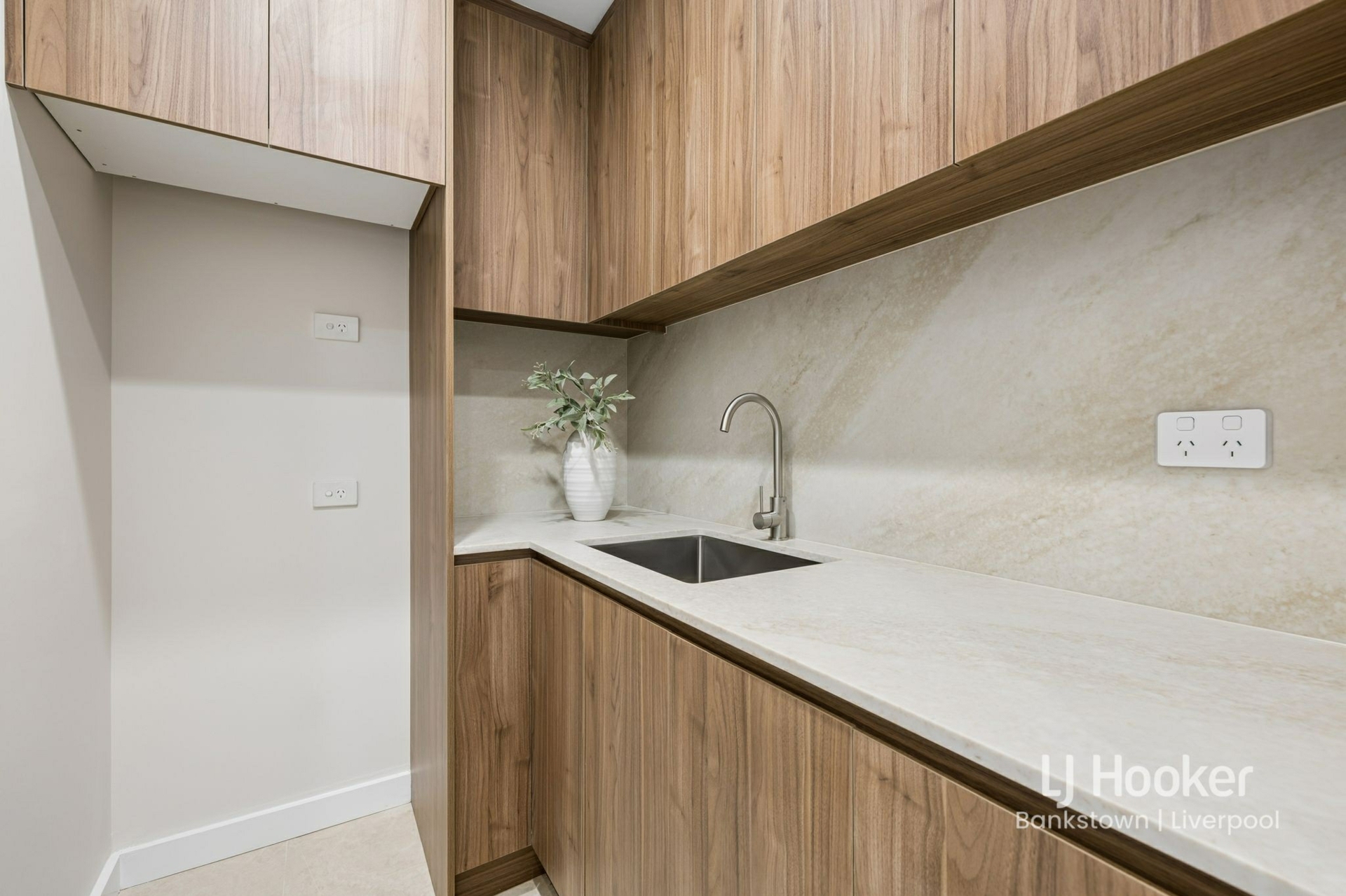 5B Jack O'Sullivan Road — photo 5 of 23