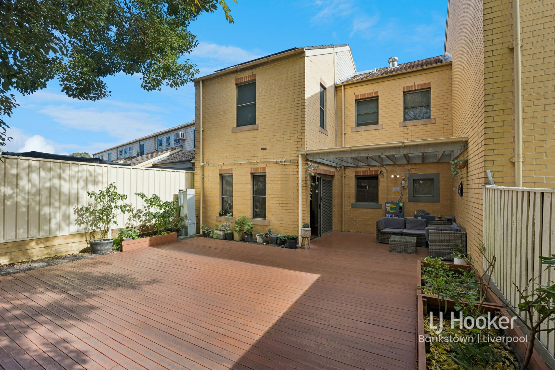 14/20 Continua Court — photo 13 of 17