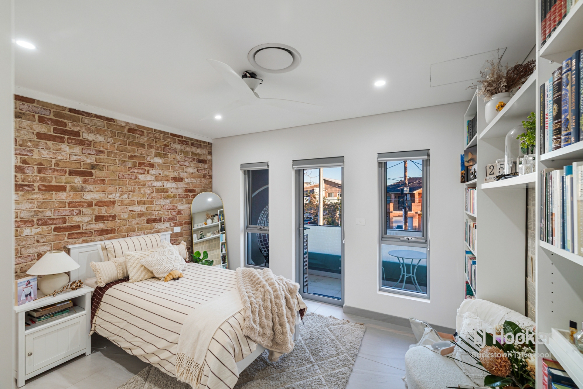 22 Freda Street — photo 7 of 12
