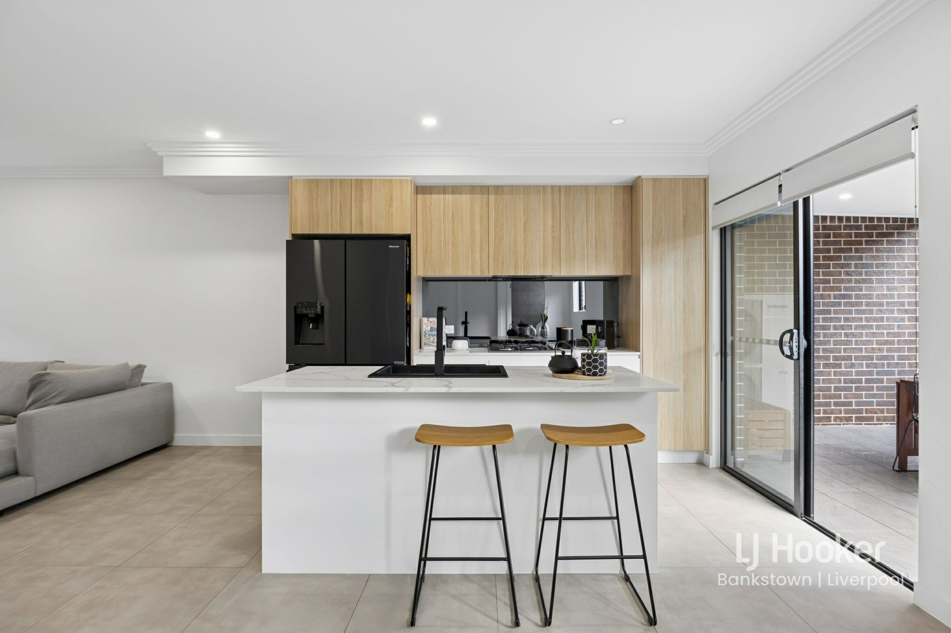 7/9-11 Elouera Crescent — photo 4 of 19