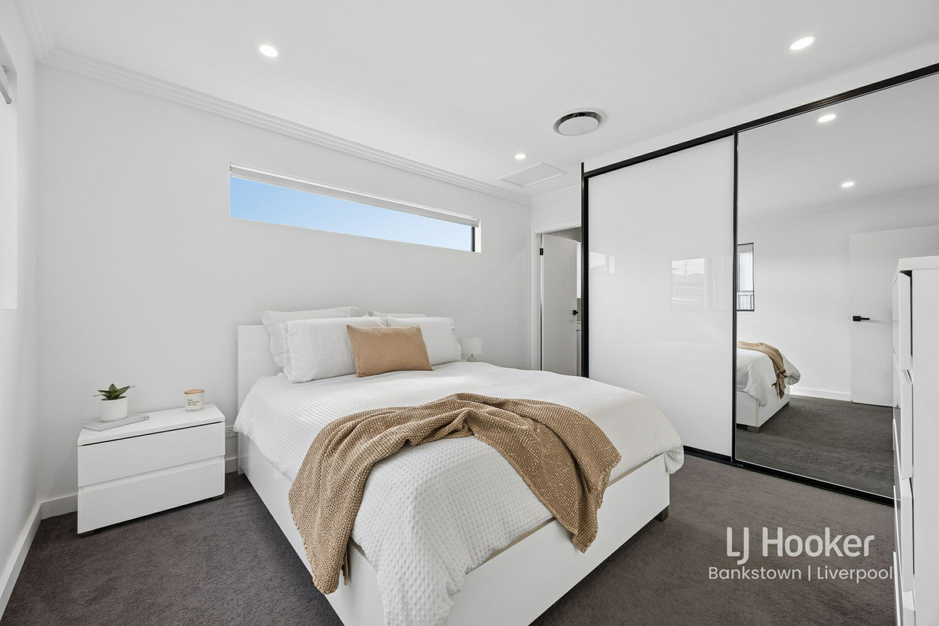 7/9-11 Elouera Crescent — photo 9 of 19