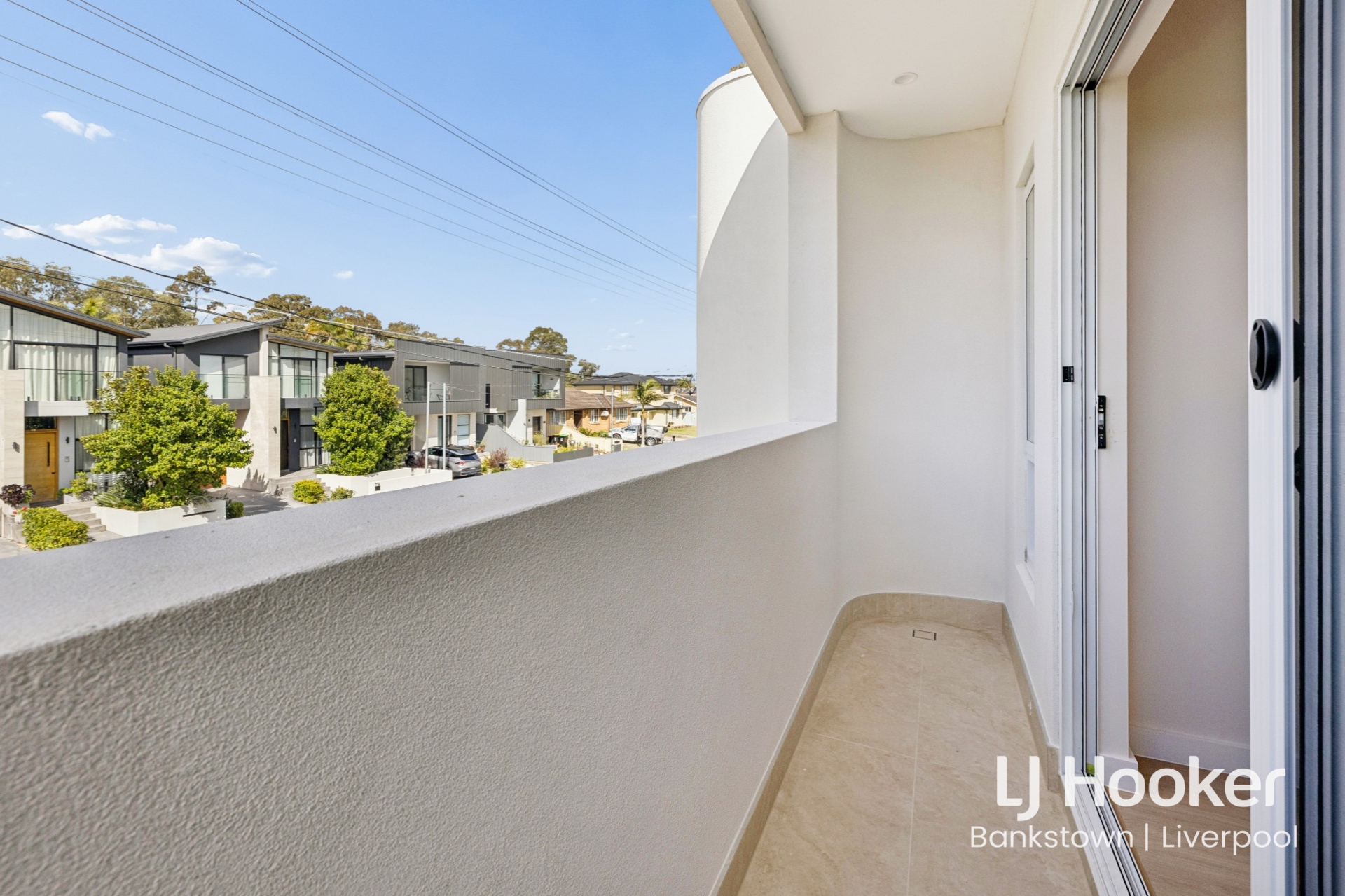 82C Longstaff Avenue — photo 13 of 26