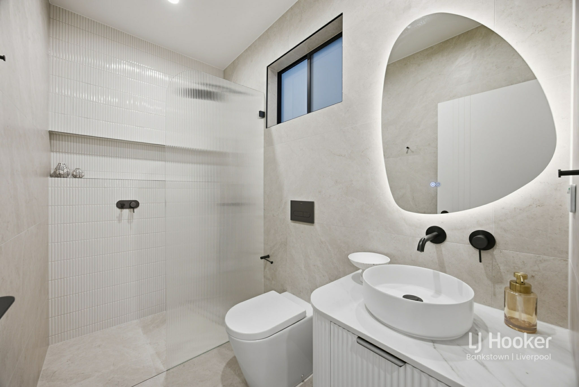 4/49 Thompson Avenue — photo 15 of 26