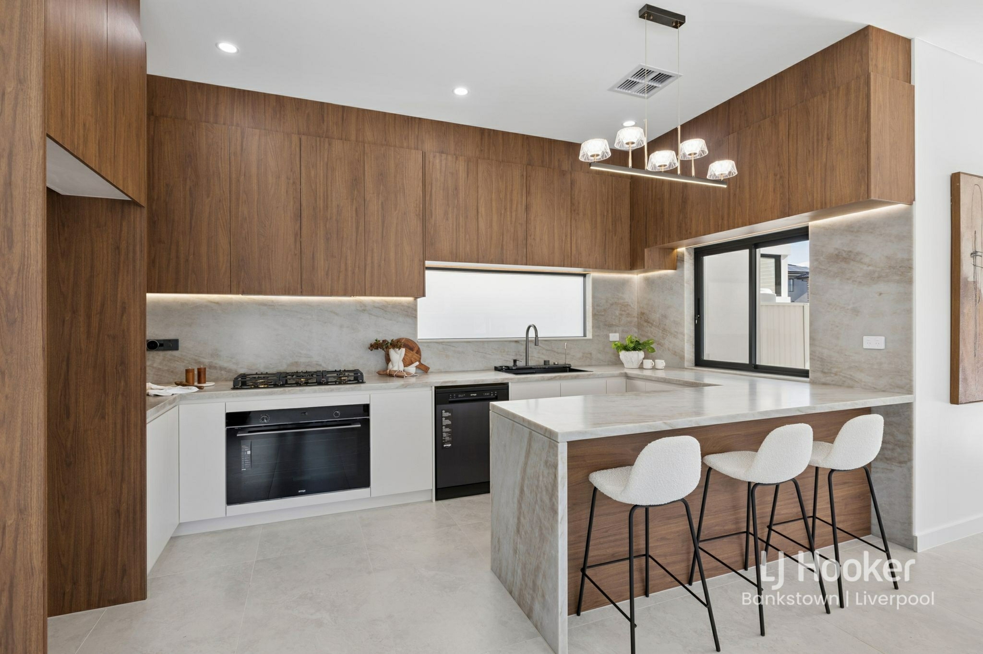 36B Ascot Drive — photo 4 of 25