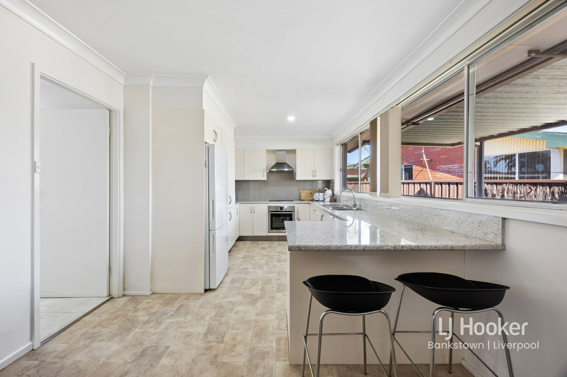 101 Jack O'Sullivan Road — photo 4 of 18