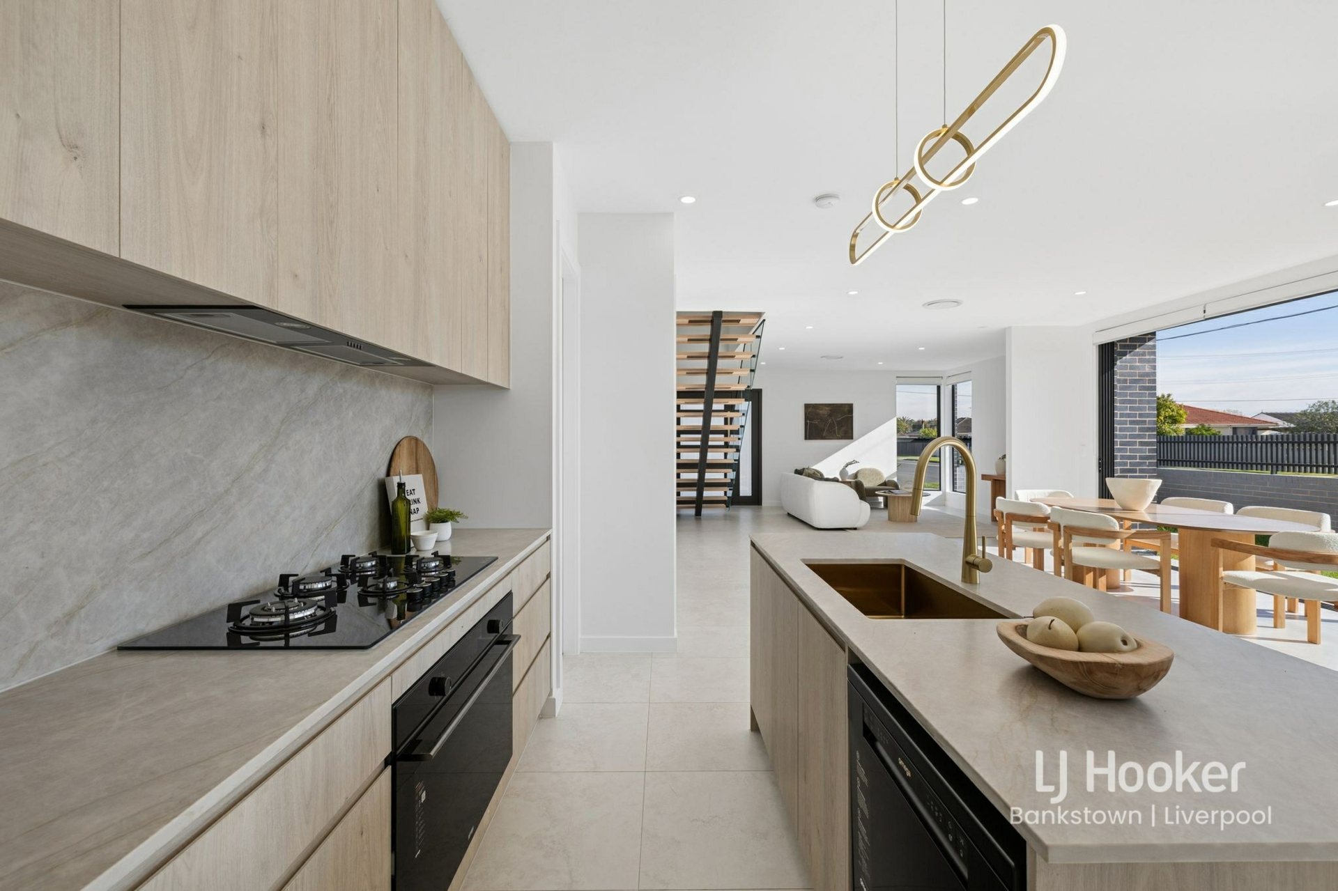 71 Rose Street — photo 3 of 22