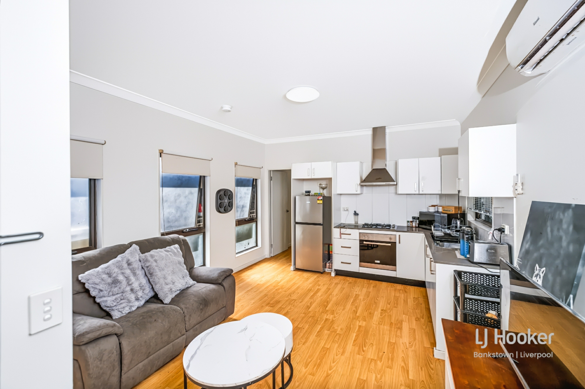 38 Beatrice Street — photo 13 of 17
