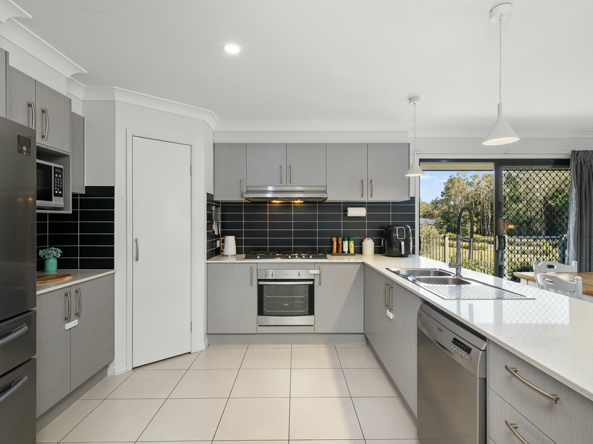 14 Neale Road, MORAYFIELD