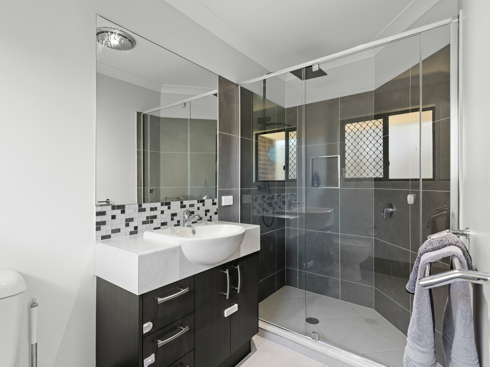 14 Neale Road, MORAYFIELD
