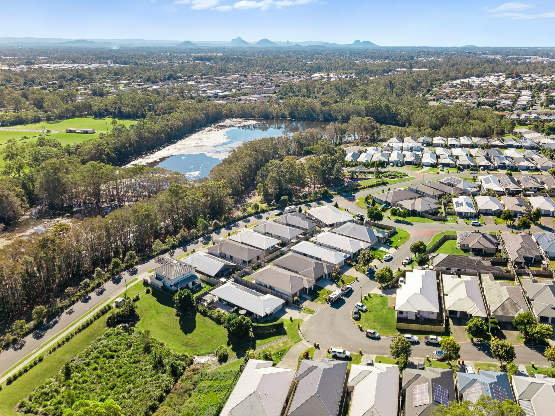 14 Neale Road, MORAYFIELD