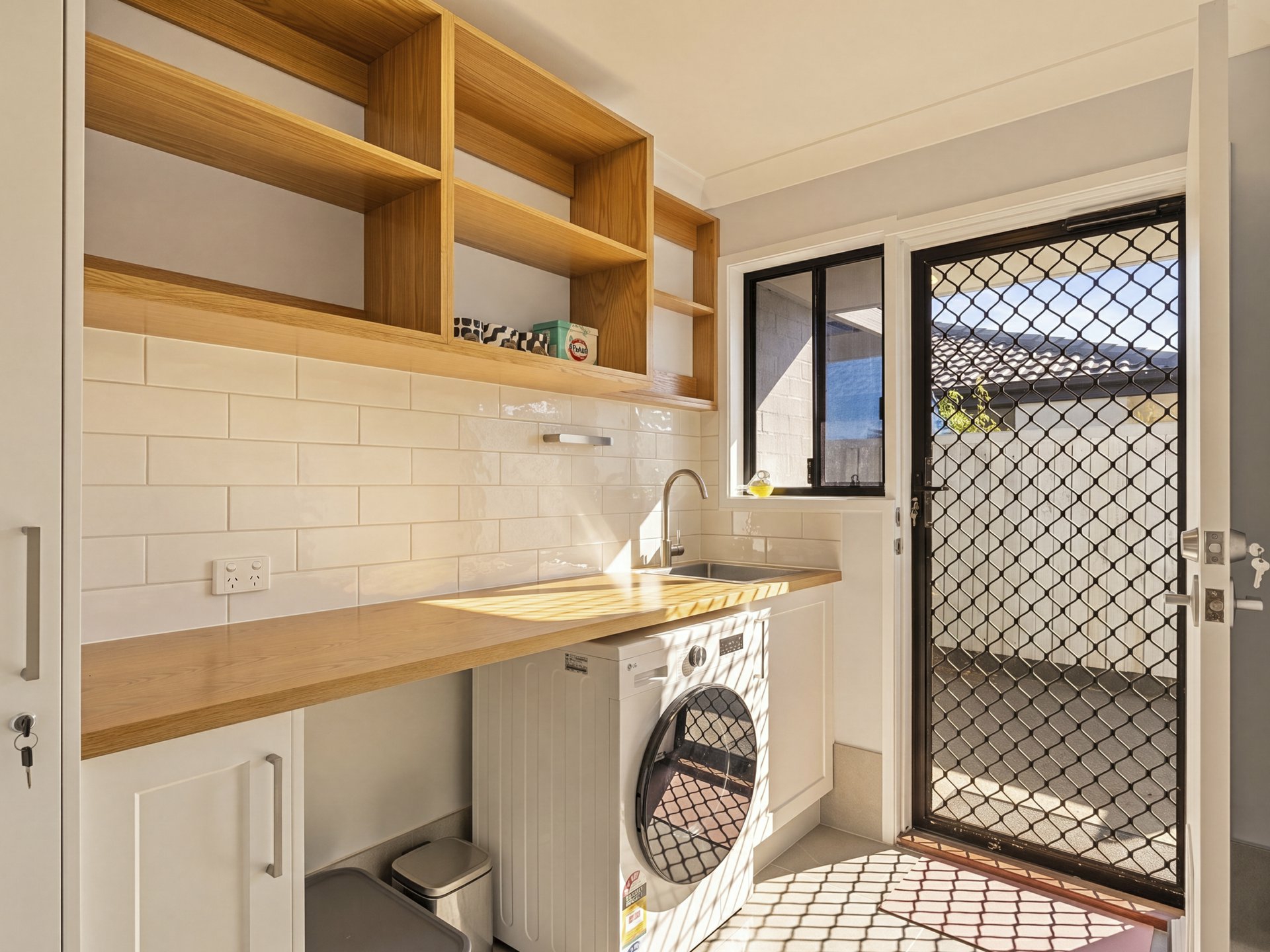 20/8 Spinnaker Drive — photo 26 of 28