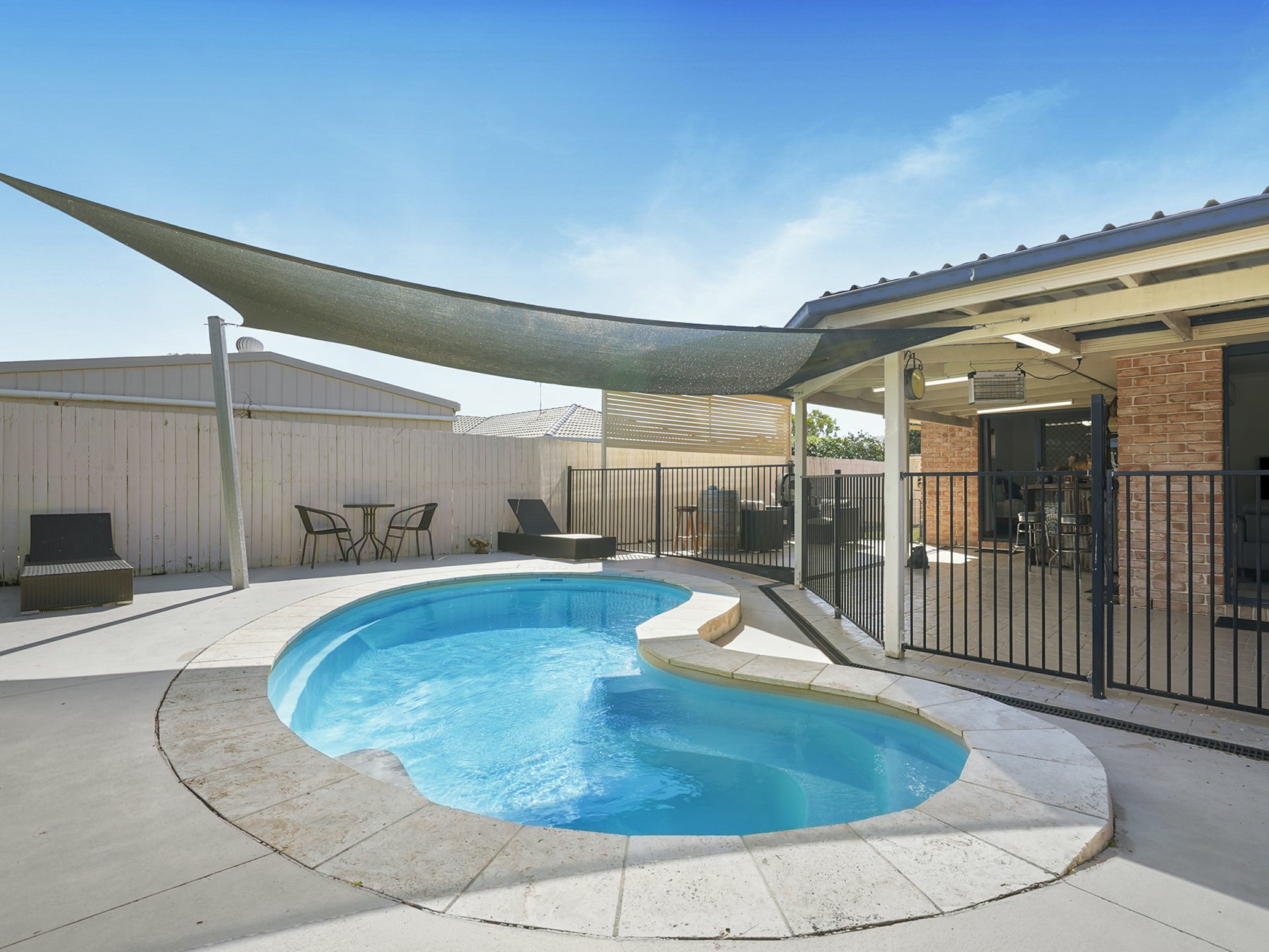 11 Curtin Crescent — photo 19 of 28