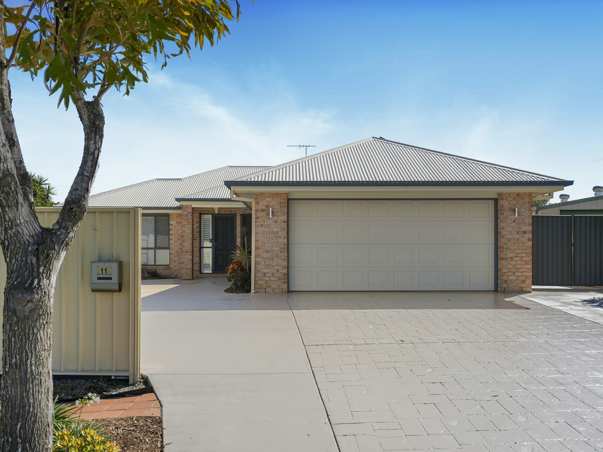 11 Curtin Crescent — photo 25 of 28