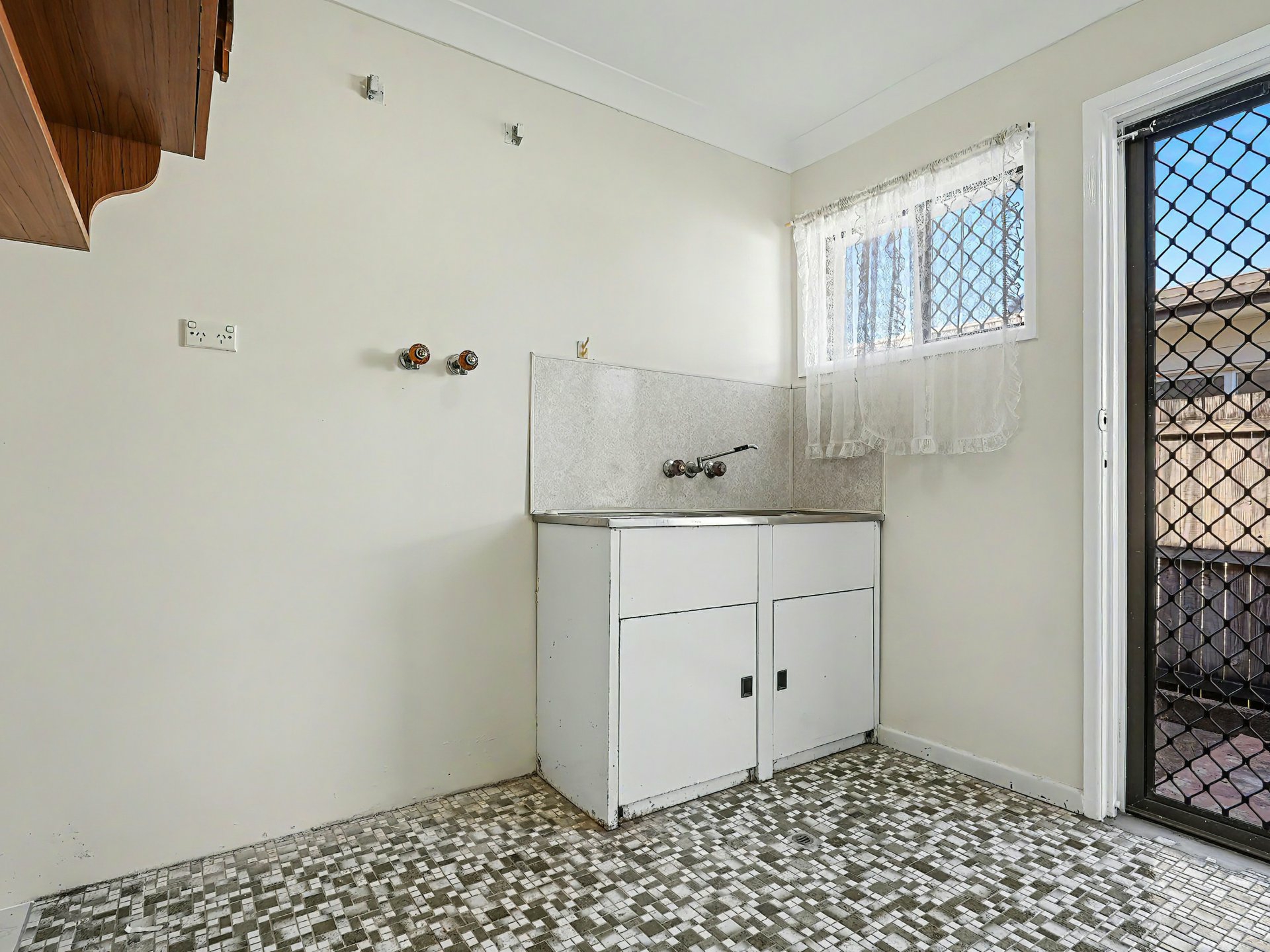 18 John Street — photo 11 of 17