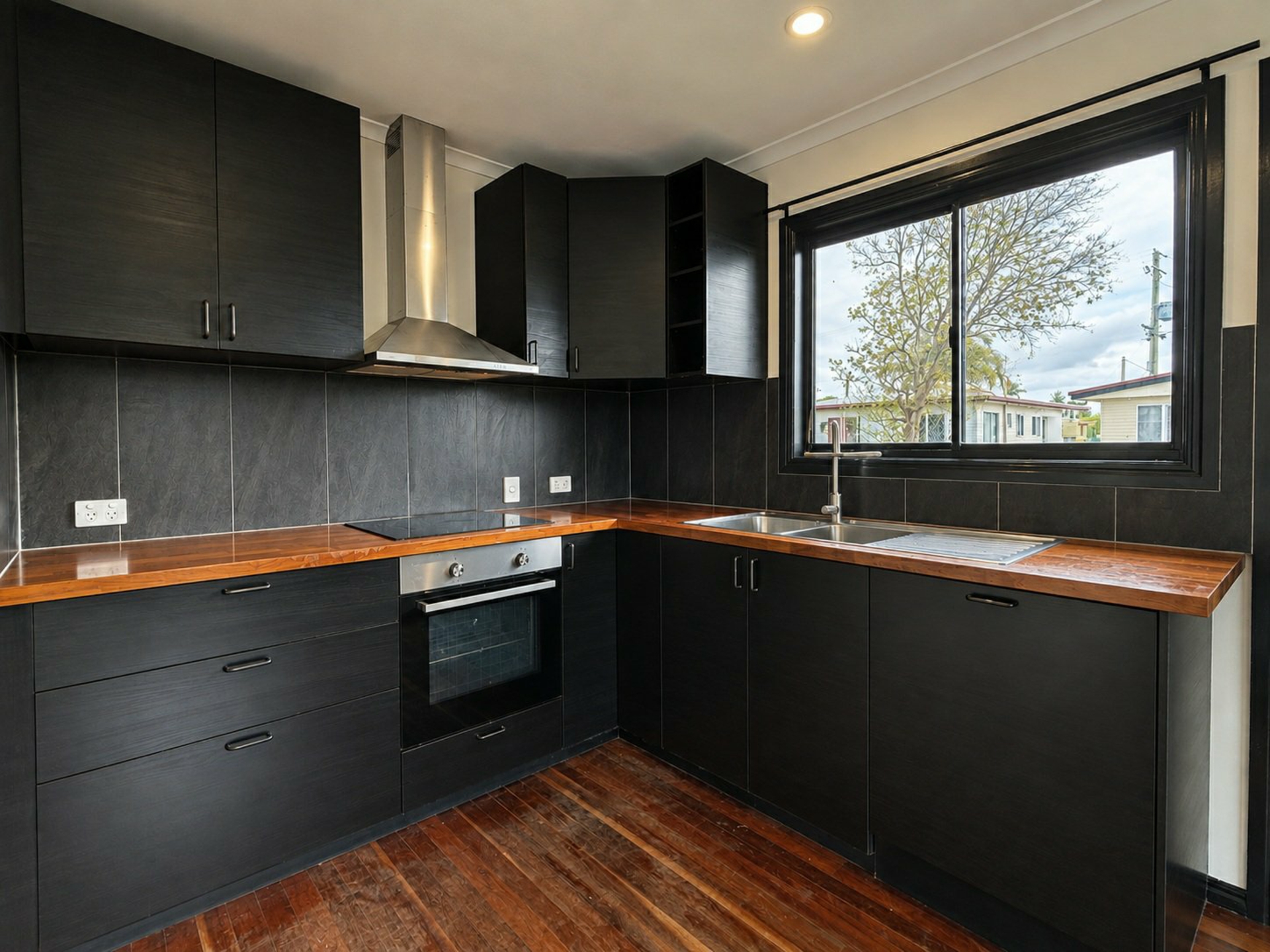 84 Domnick Street — photo 4 of 9