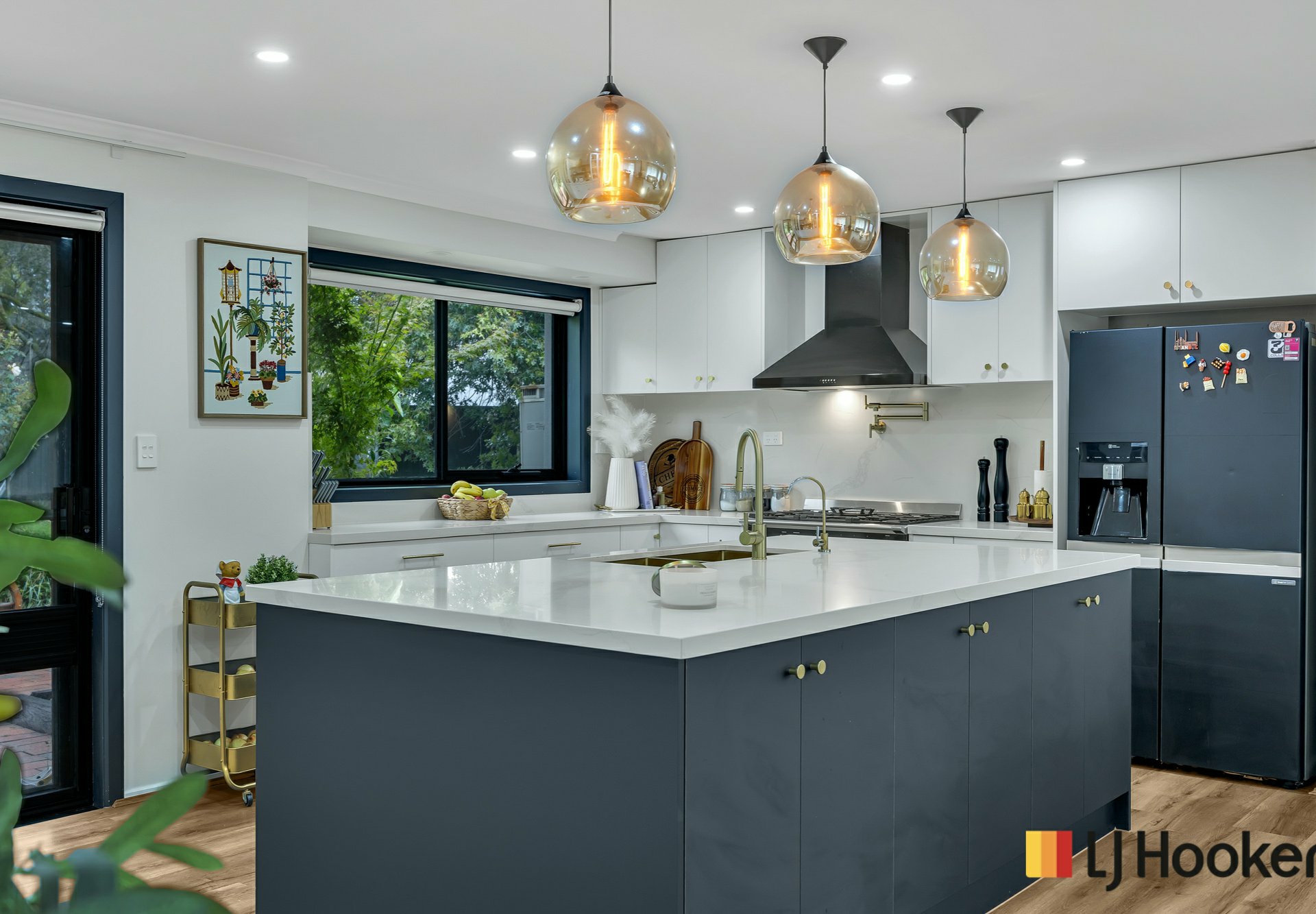 8 King William Drive — photo 7 of 30