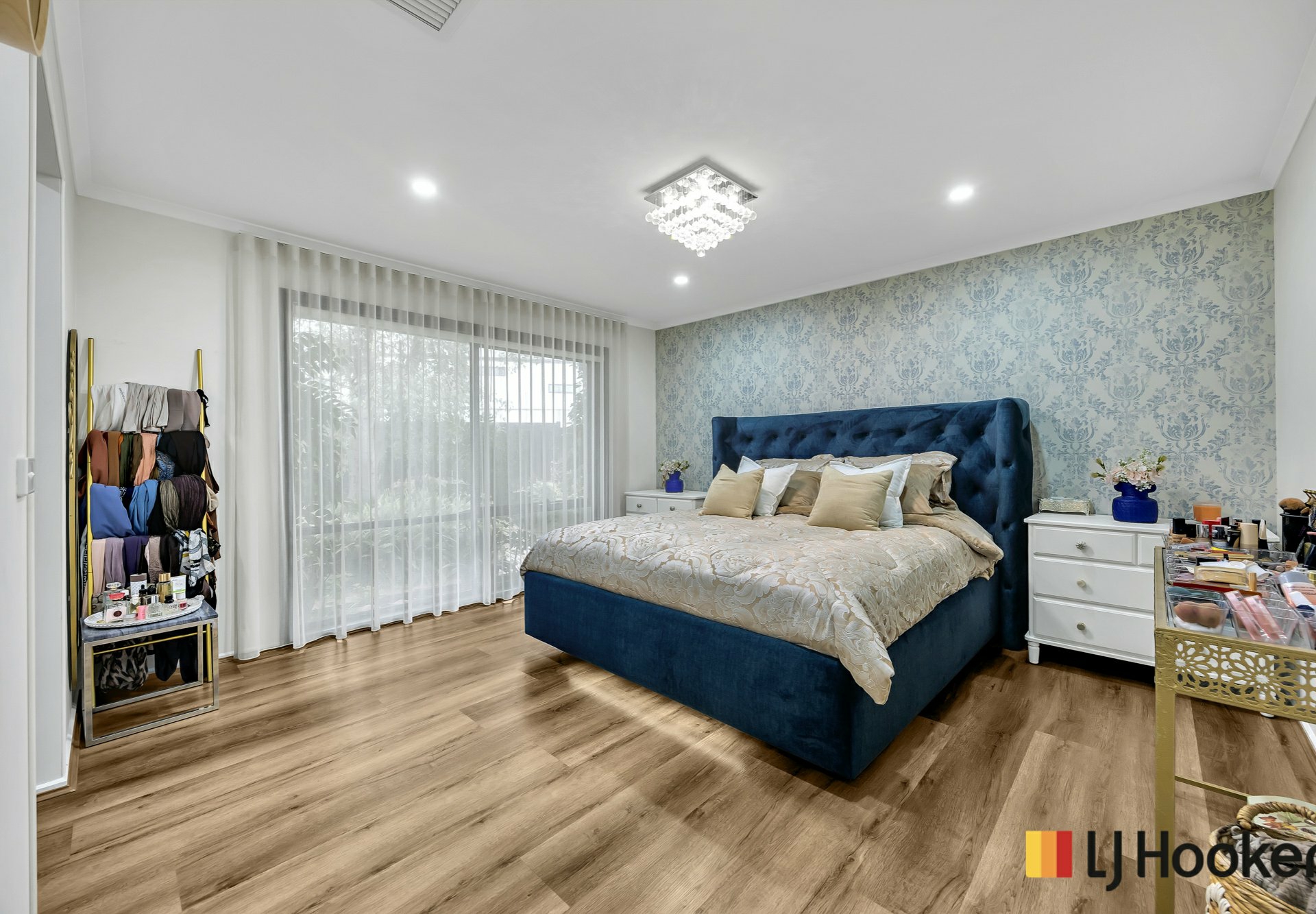 8 King William Drive — photo 10 of 30