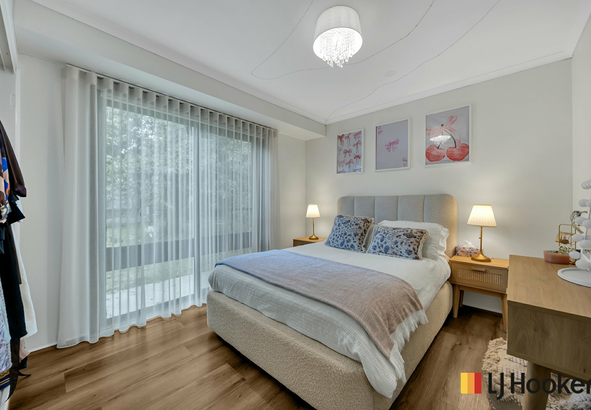 8 King William Drive — photo 17 of 30