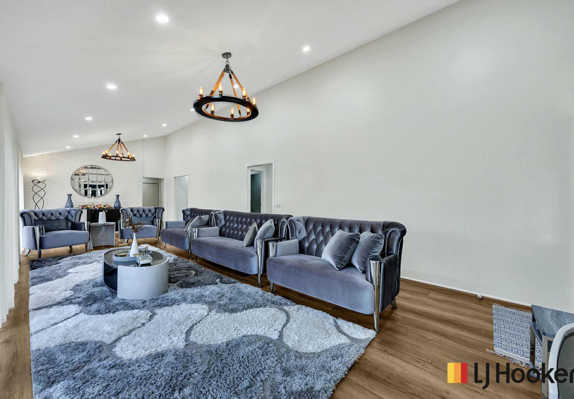 8 King William Drive — photo 22 of 30