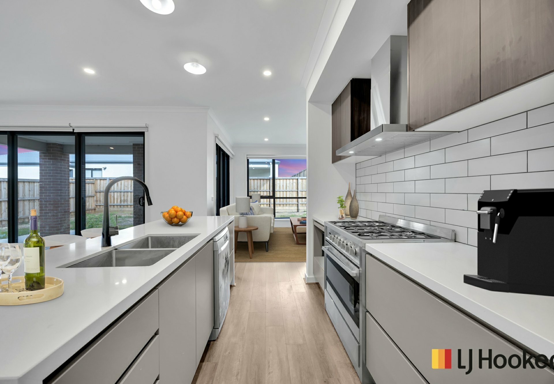 3 Kristen Road — photo 4 of 25