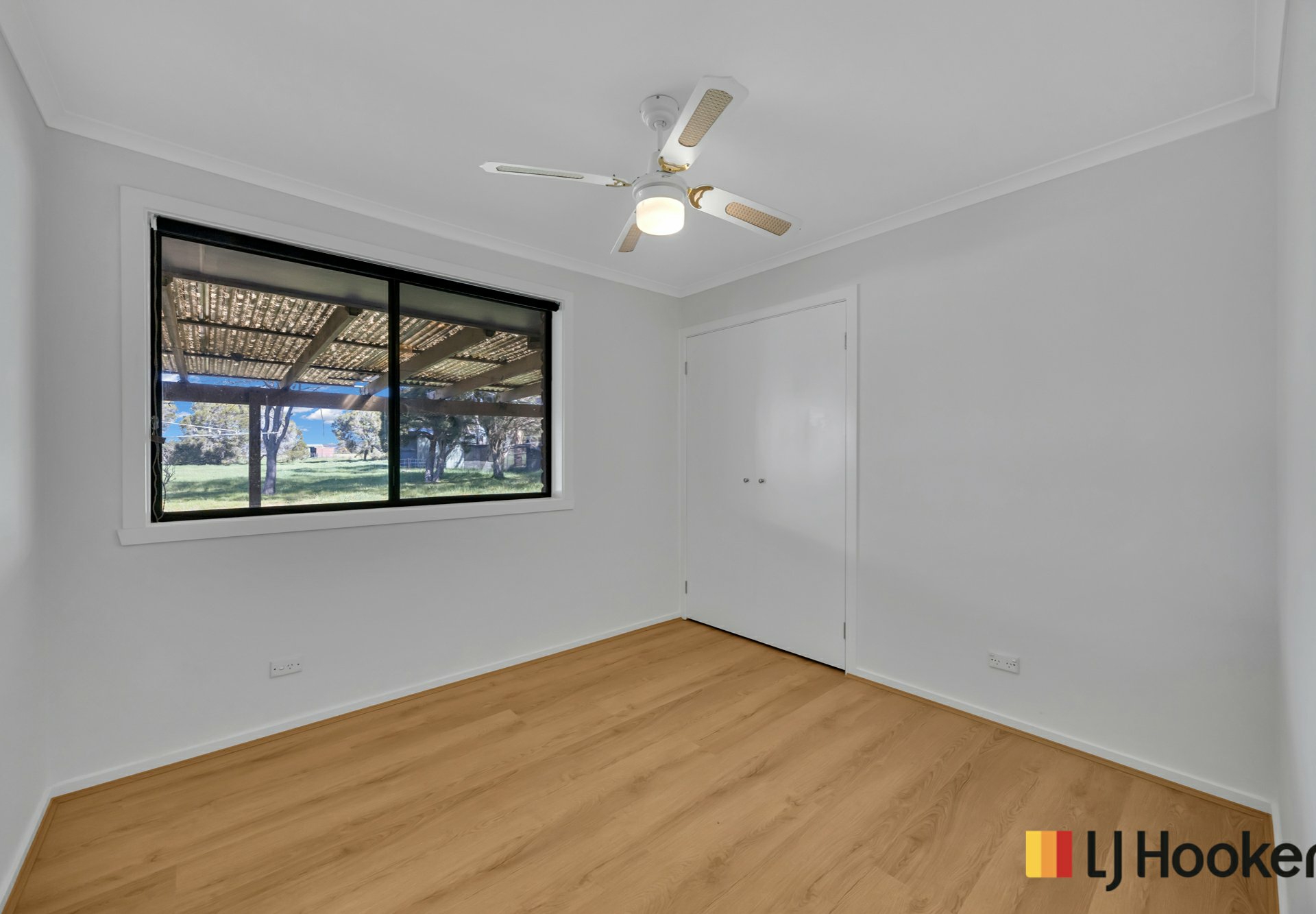 150 Settlement Road West — photo 5 of 18