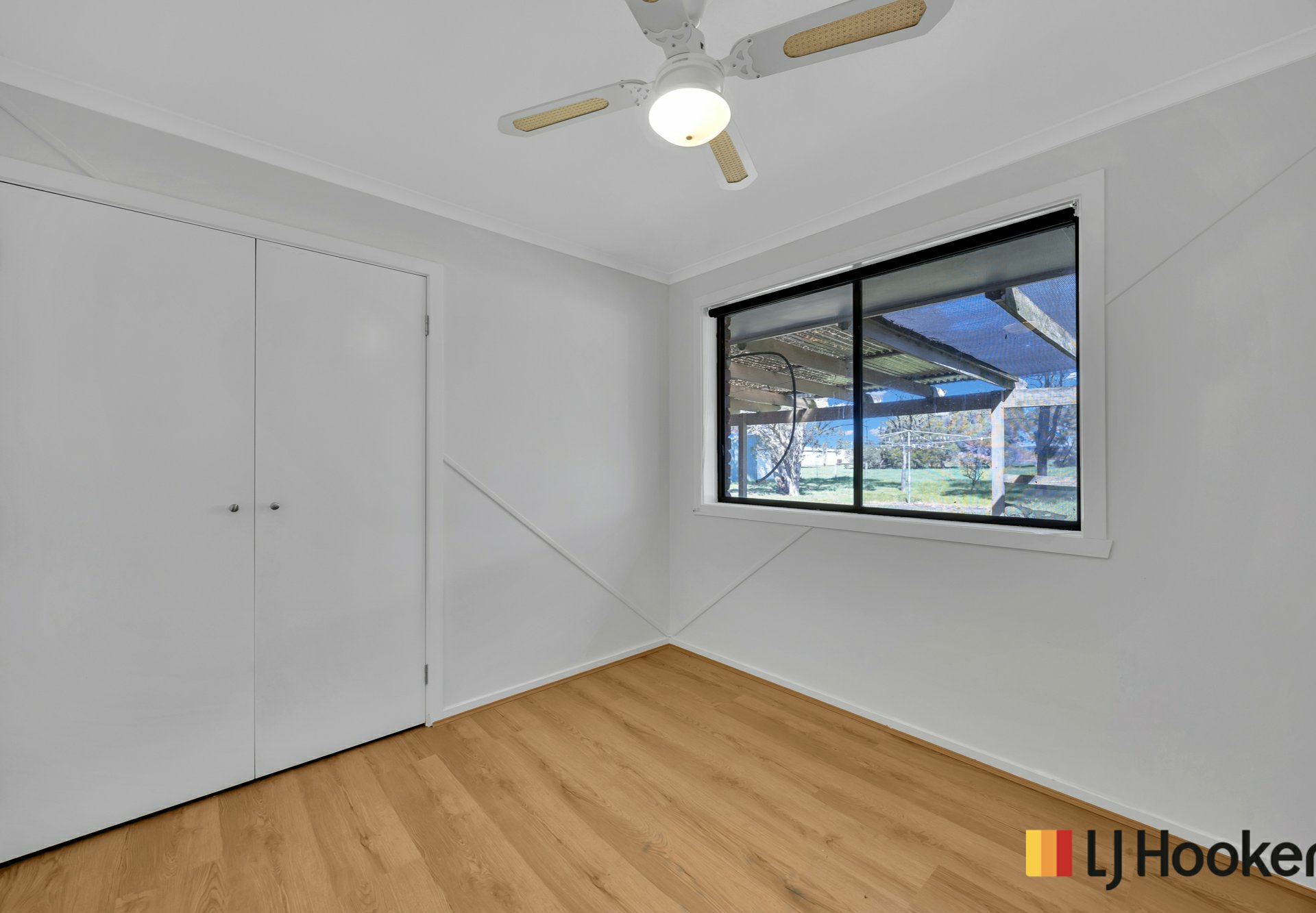 150 Settlement Road West — photo 6 of 18