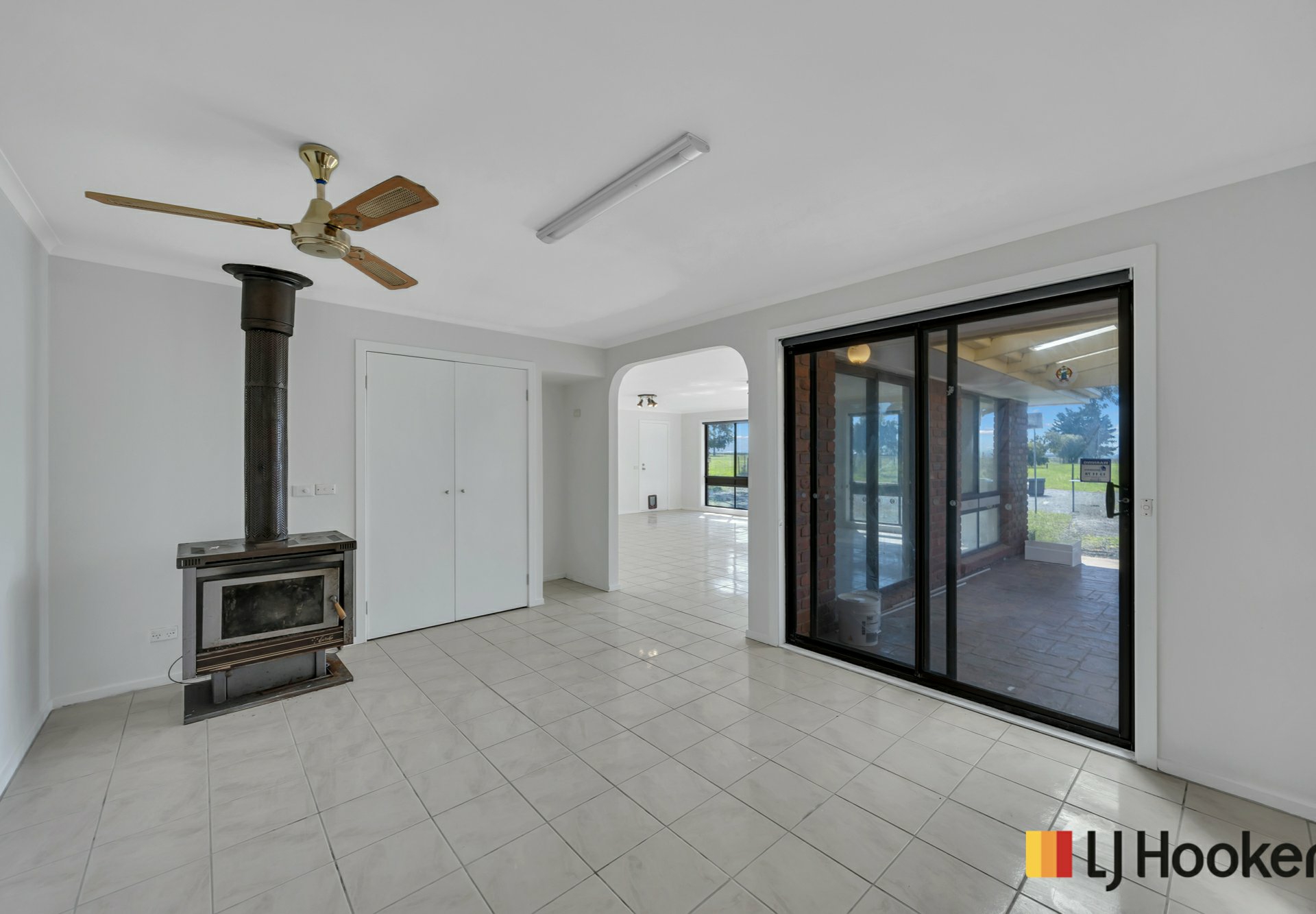 150 Settlement Road West — photo 10 of 18
