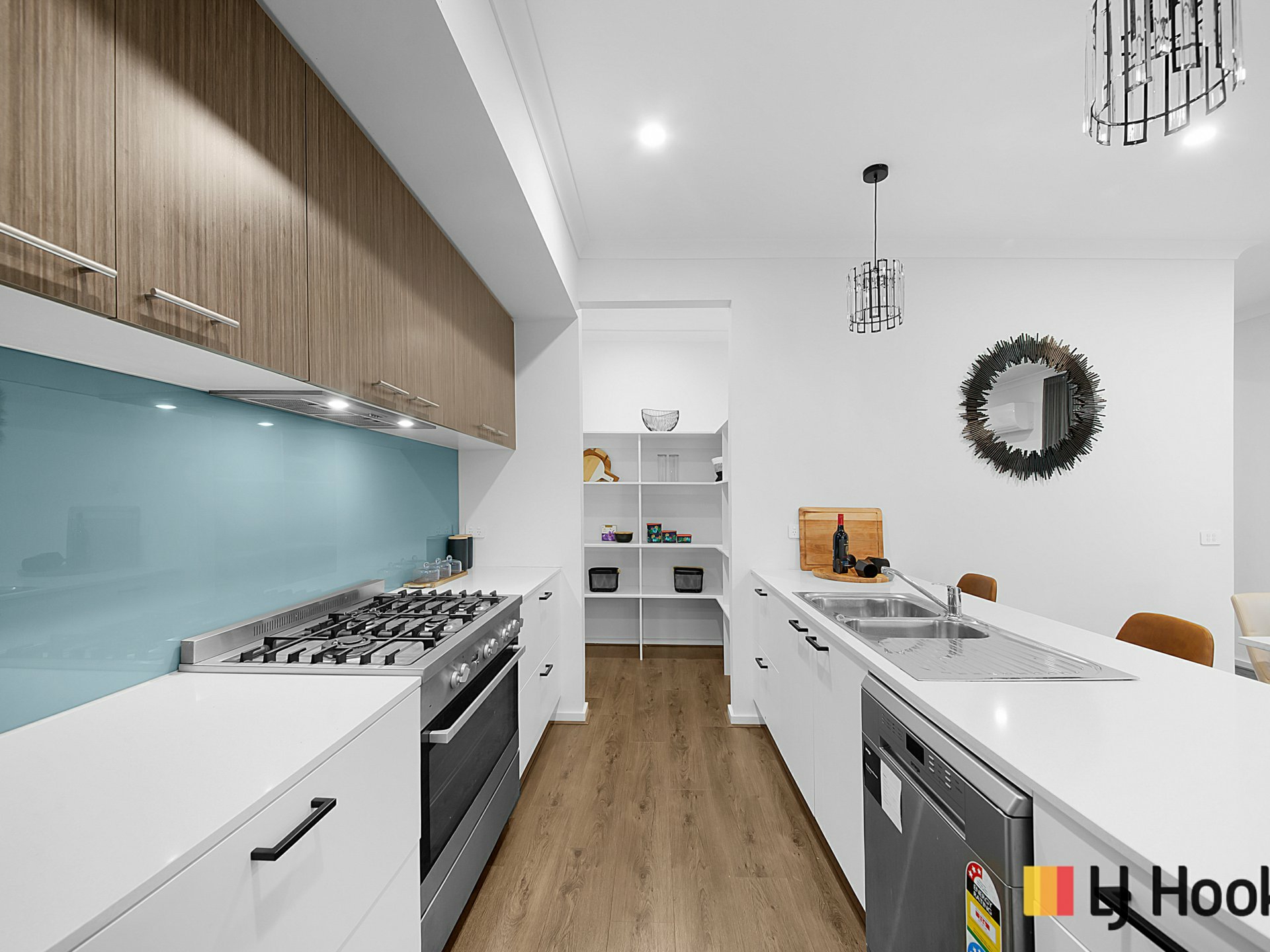 24 Sunflower Drive — photo 9 of 24