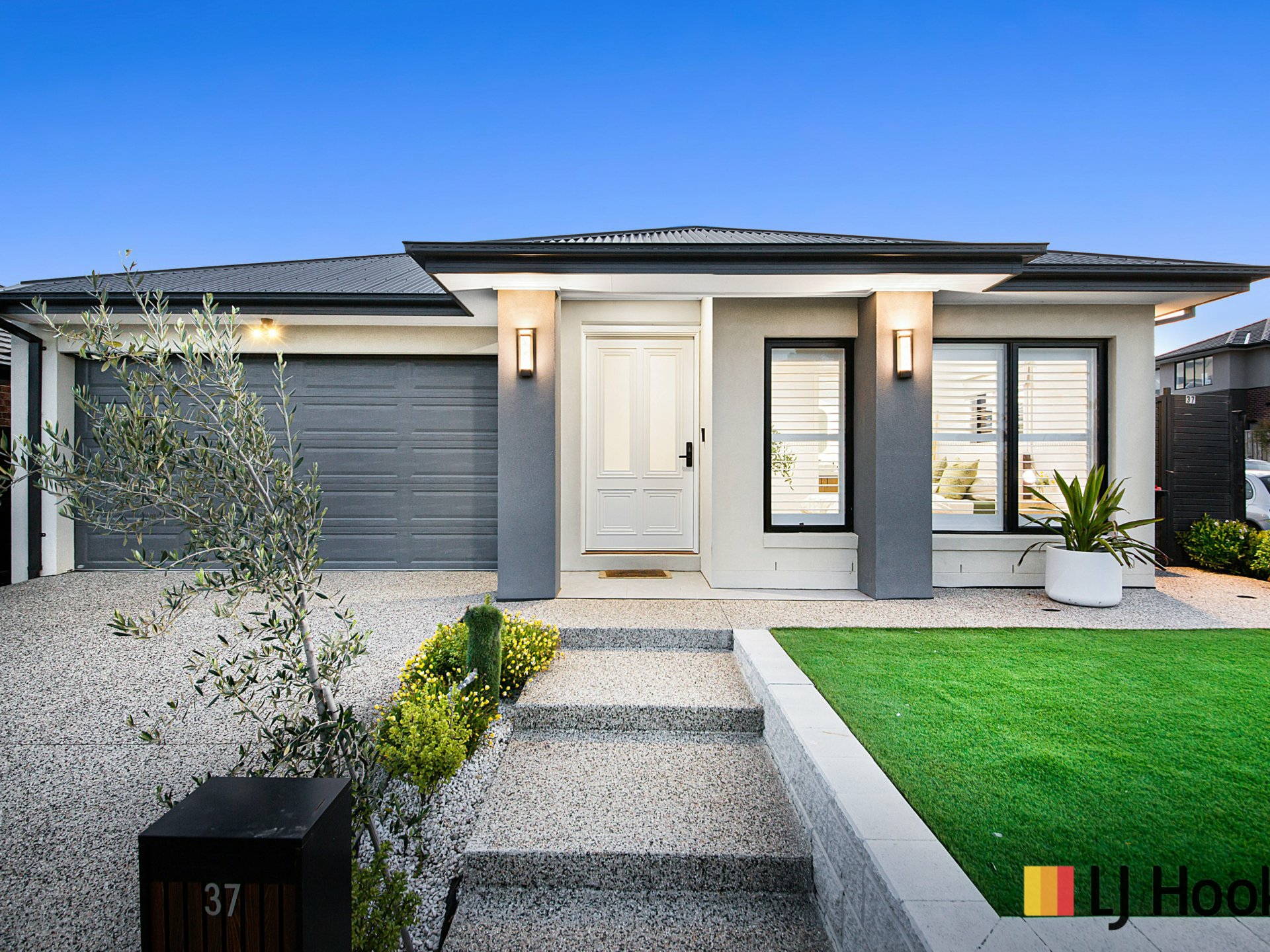 37 Touriga Circuit — photo from LJ Hooker Sunbury