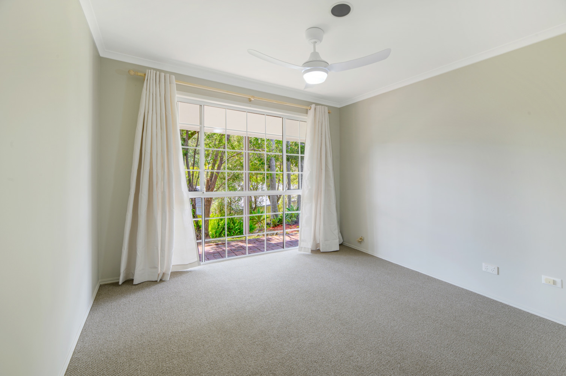 5 Autumn Court, MUDGEERABA