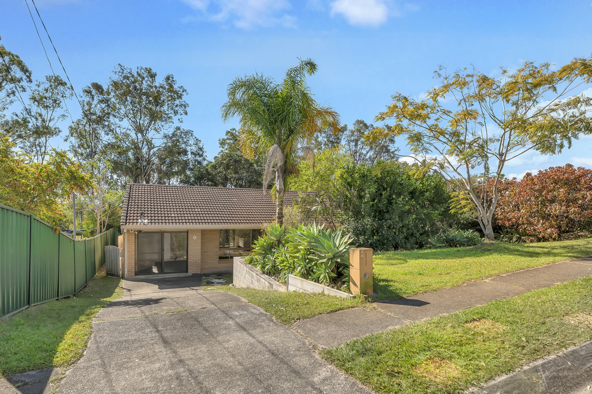 14 Rainbow Drive, MUDGEERABA