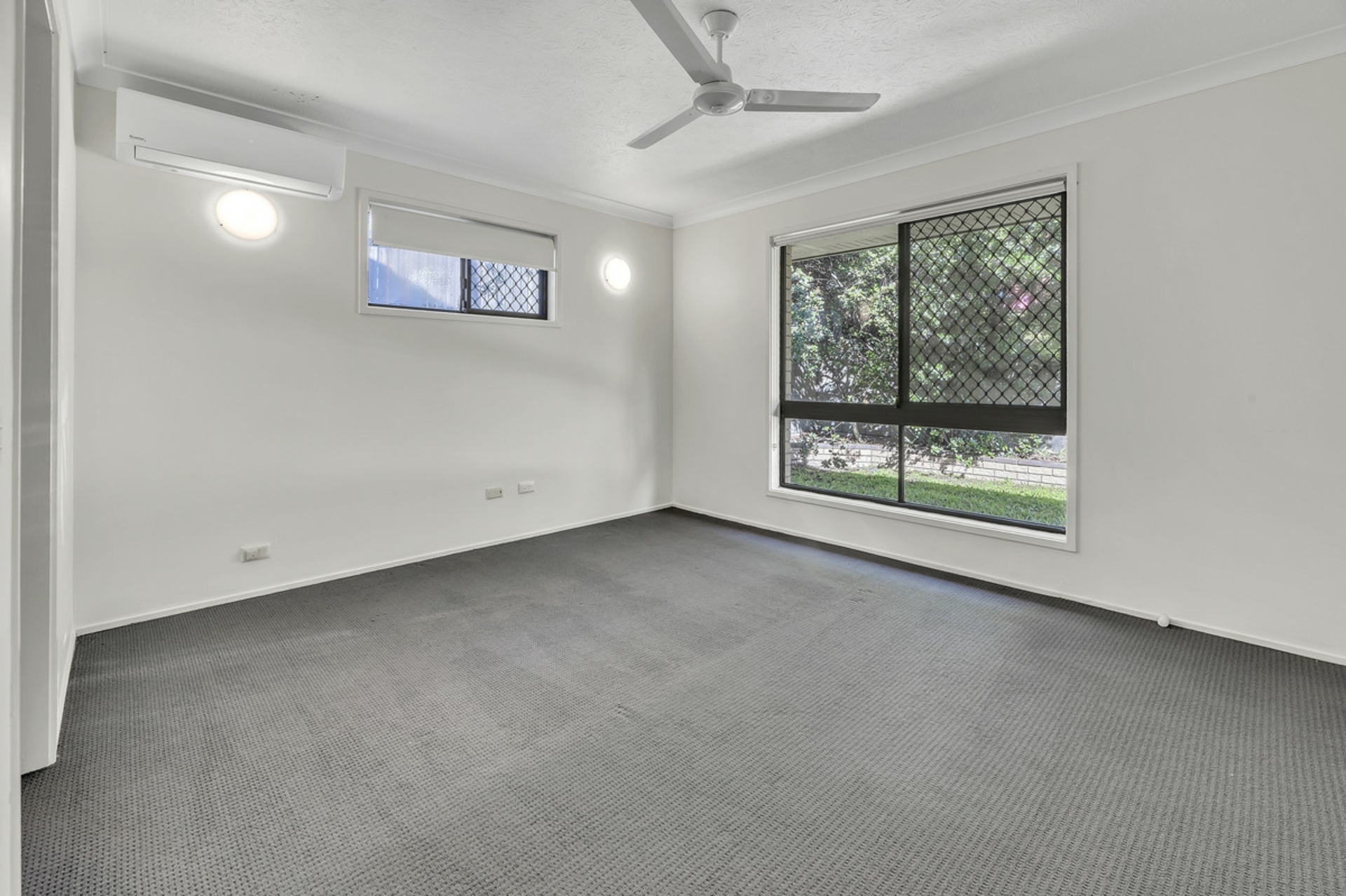 14 Rainbow Drive, MUDGEERABA