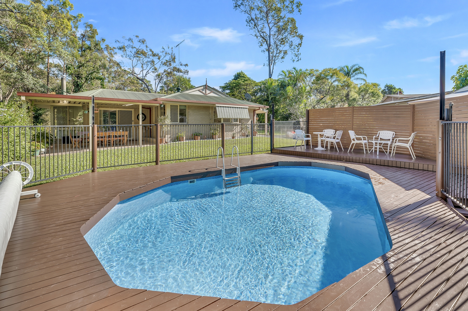 30 Wallaby Drive, MUDGEERABA