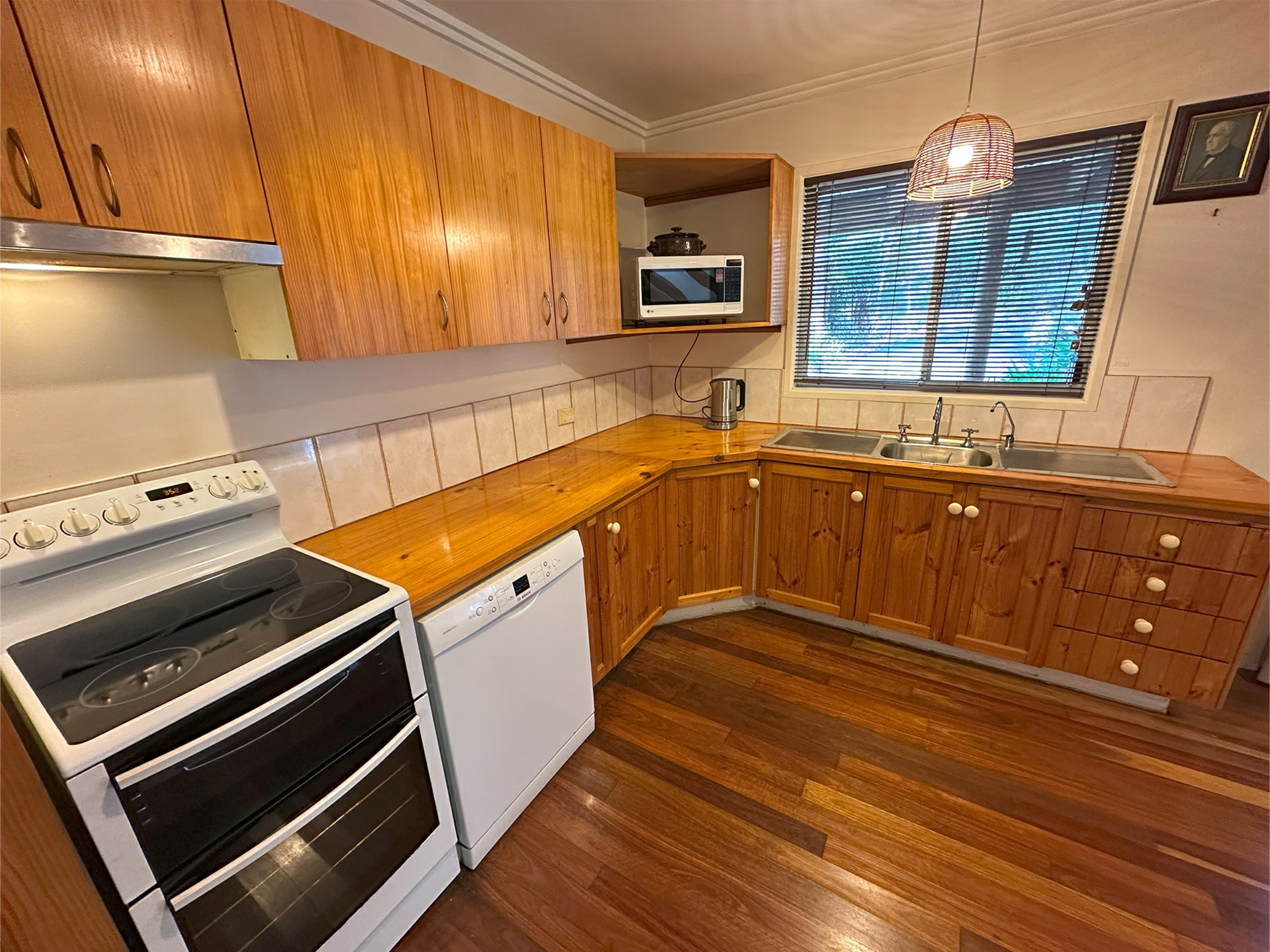 2 Boy-Ull Road, SPRINGBROOK