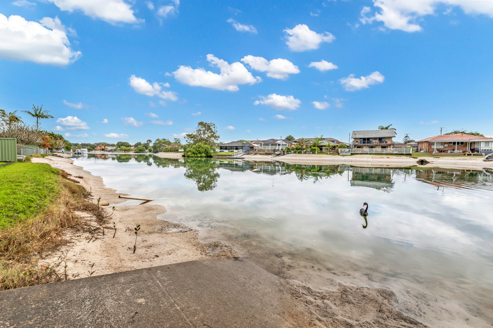 9 Wyuna Road, TWEED HEADS WEST