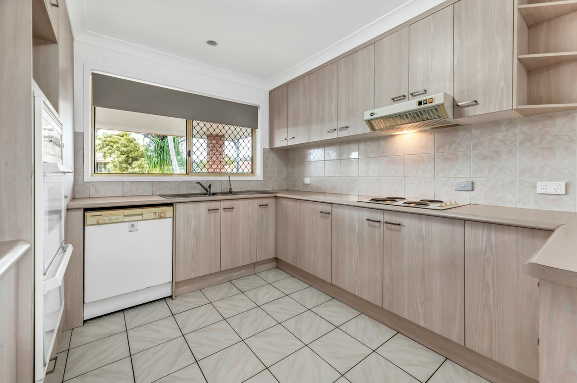 9 Wyuna Road, TWEED HEADS WEST