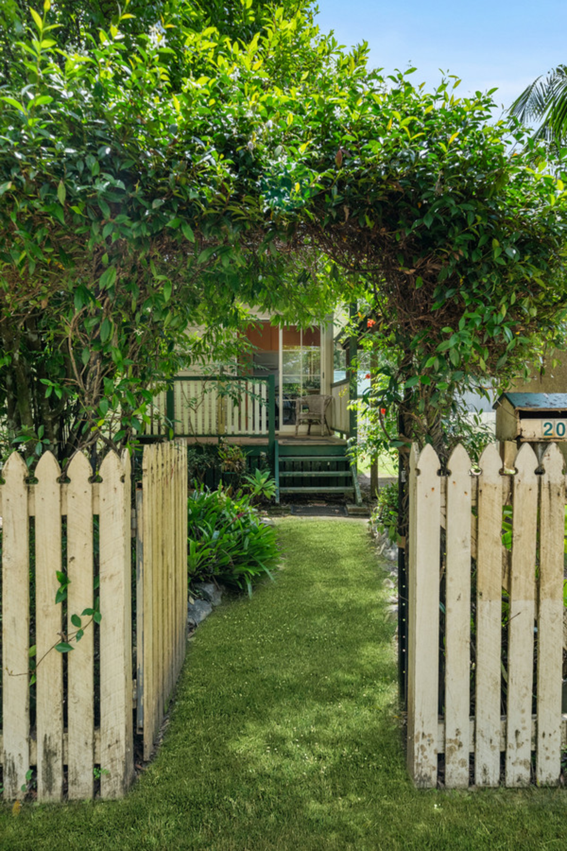 20 Canyon Parade, SPRINGBROOK