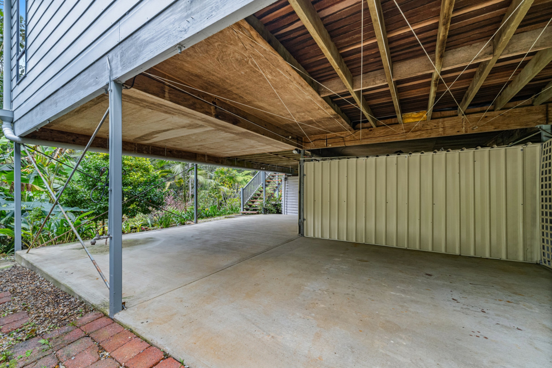 31 Lloyds Road, SPRINGBROOK